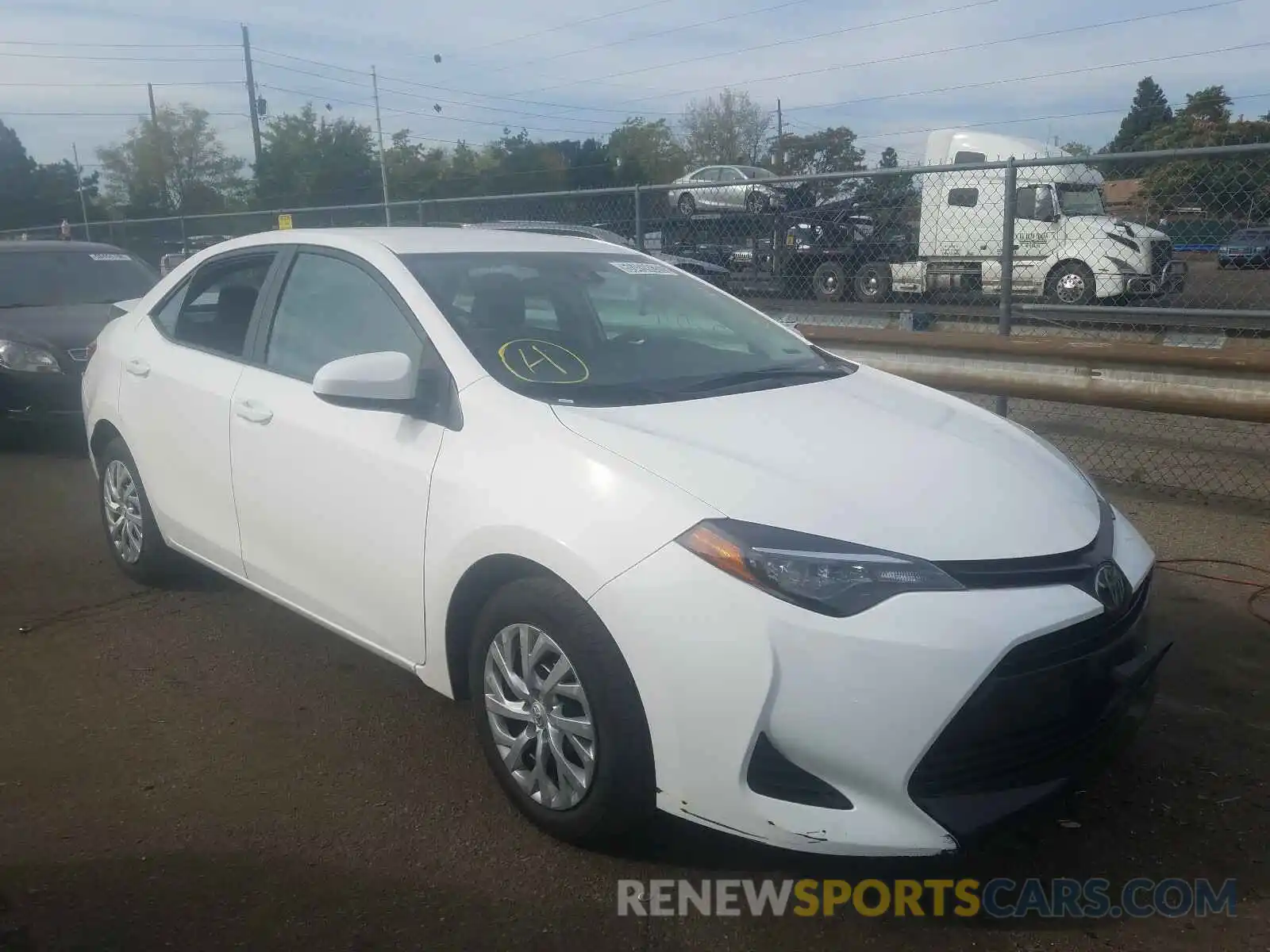 1 Photograph of a damaged car 5YFBURHE9KP887947 TOYOTA COROLLA 2019