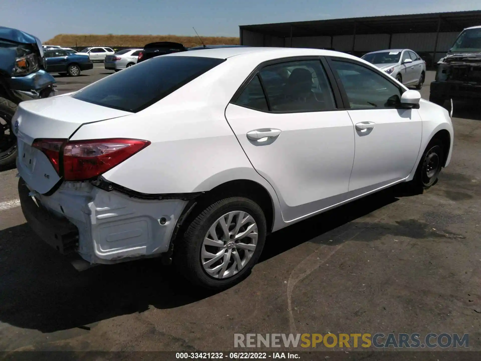 4 Photograph of a damaged car 5YFBURHE9KP888127 TOYOTA COROLLA 2019