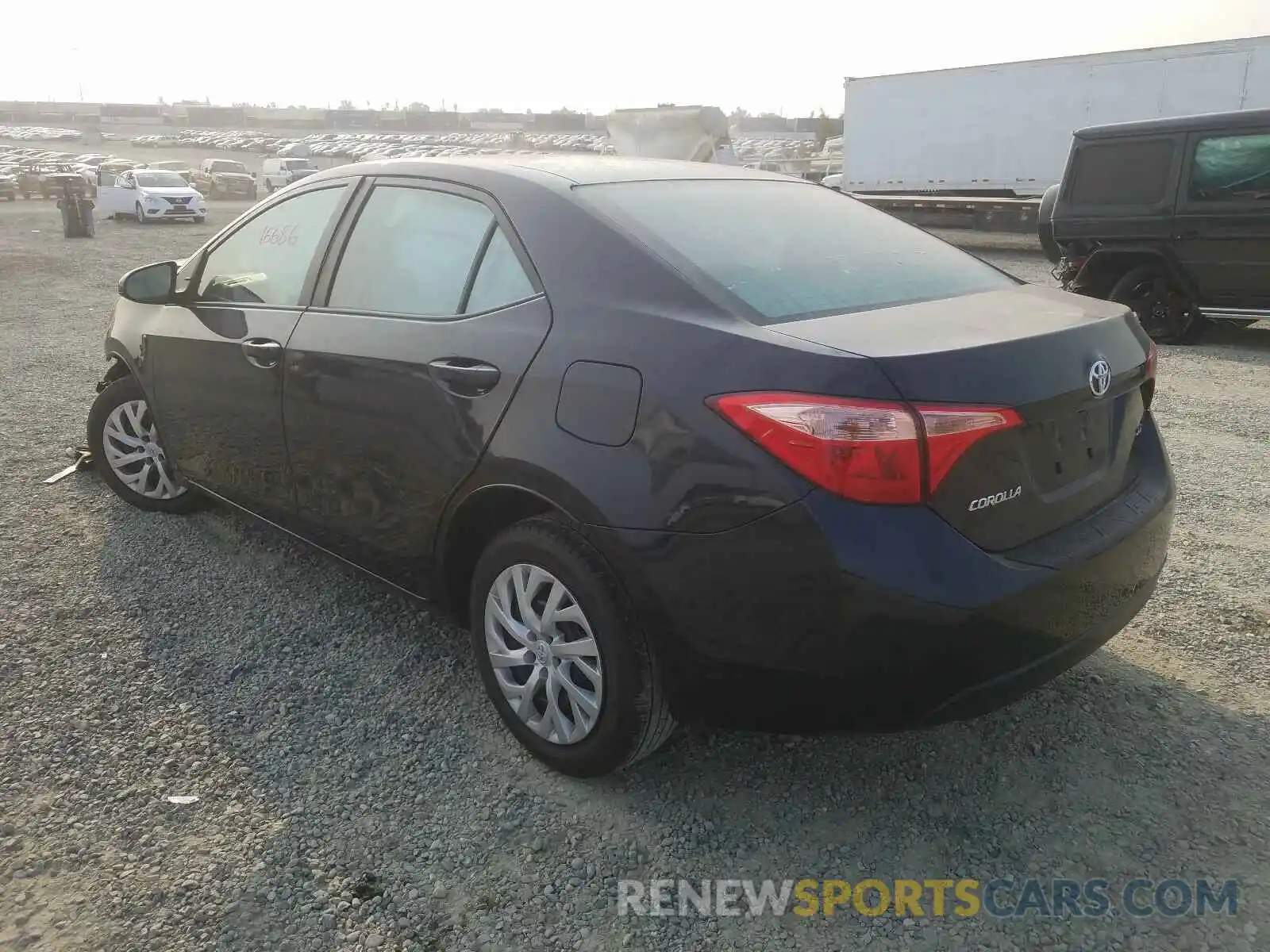 3 Photograph of a damaged car 5YFBURHE9KP888158 TOYOTA COROLLA 2019