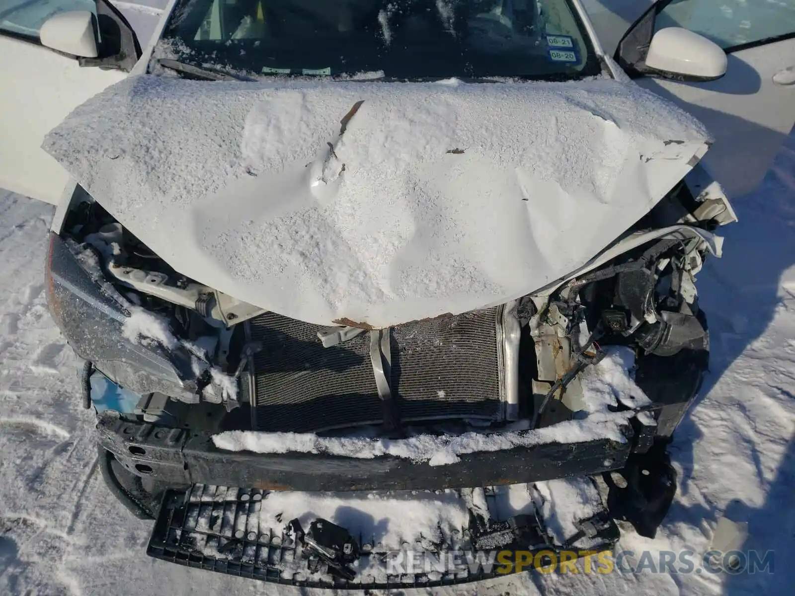 7 Photograph of a damaged car 5YFBURHE9KP888323 TOYOTA COROLLA 2019