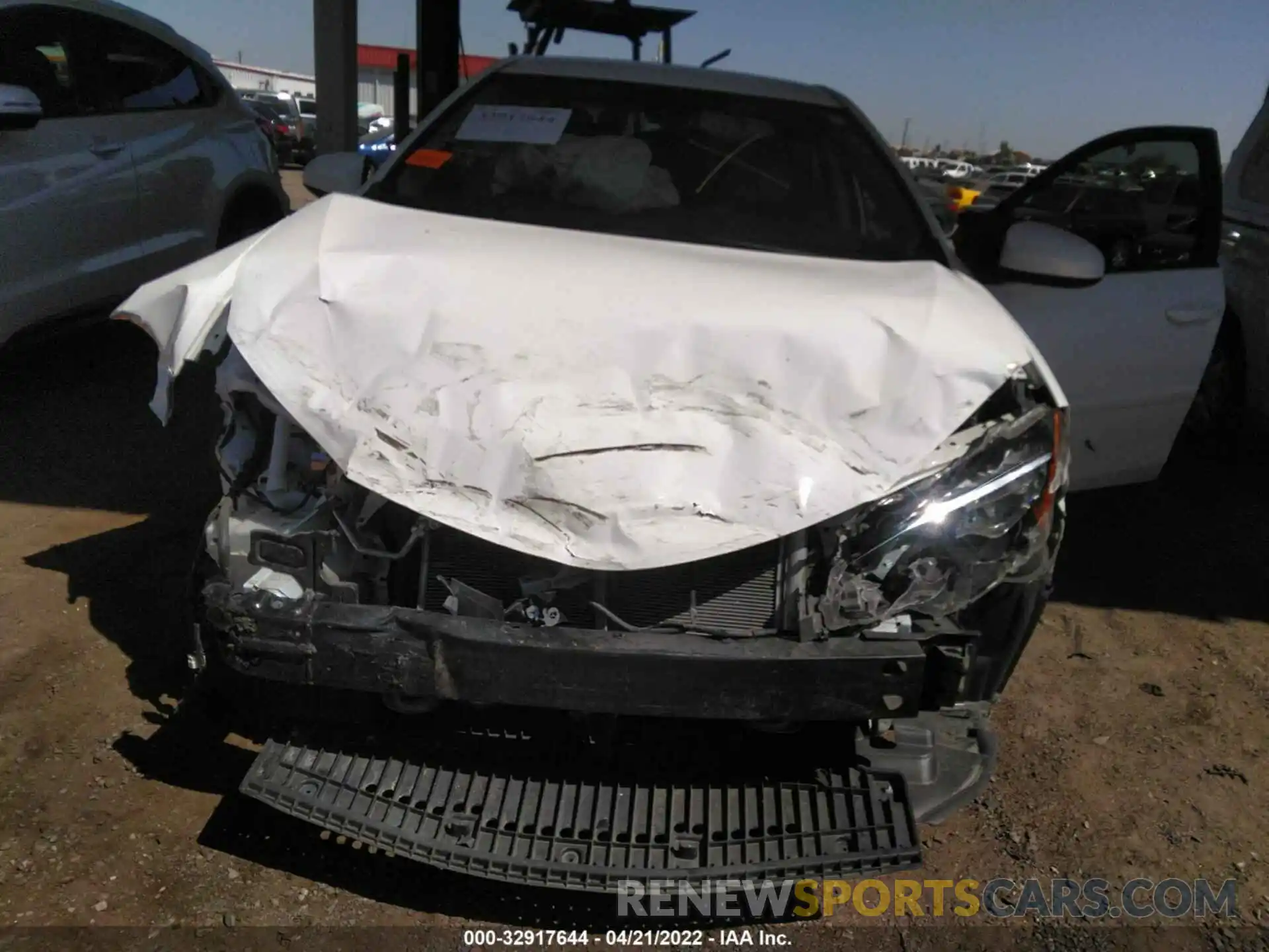 6 Photograph of a damaged car 5YFBURHE9KP888421 TOYOTA COROLLA 2019