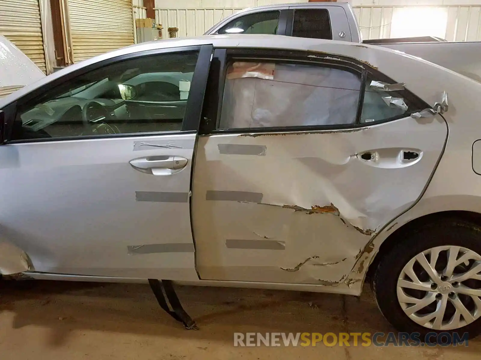 9 Photograph of a damaged car 5YFBURHE9KP888757 TOYOTA COROLLA 2019