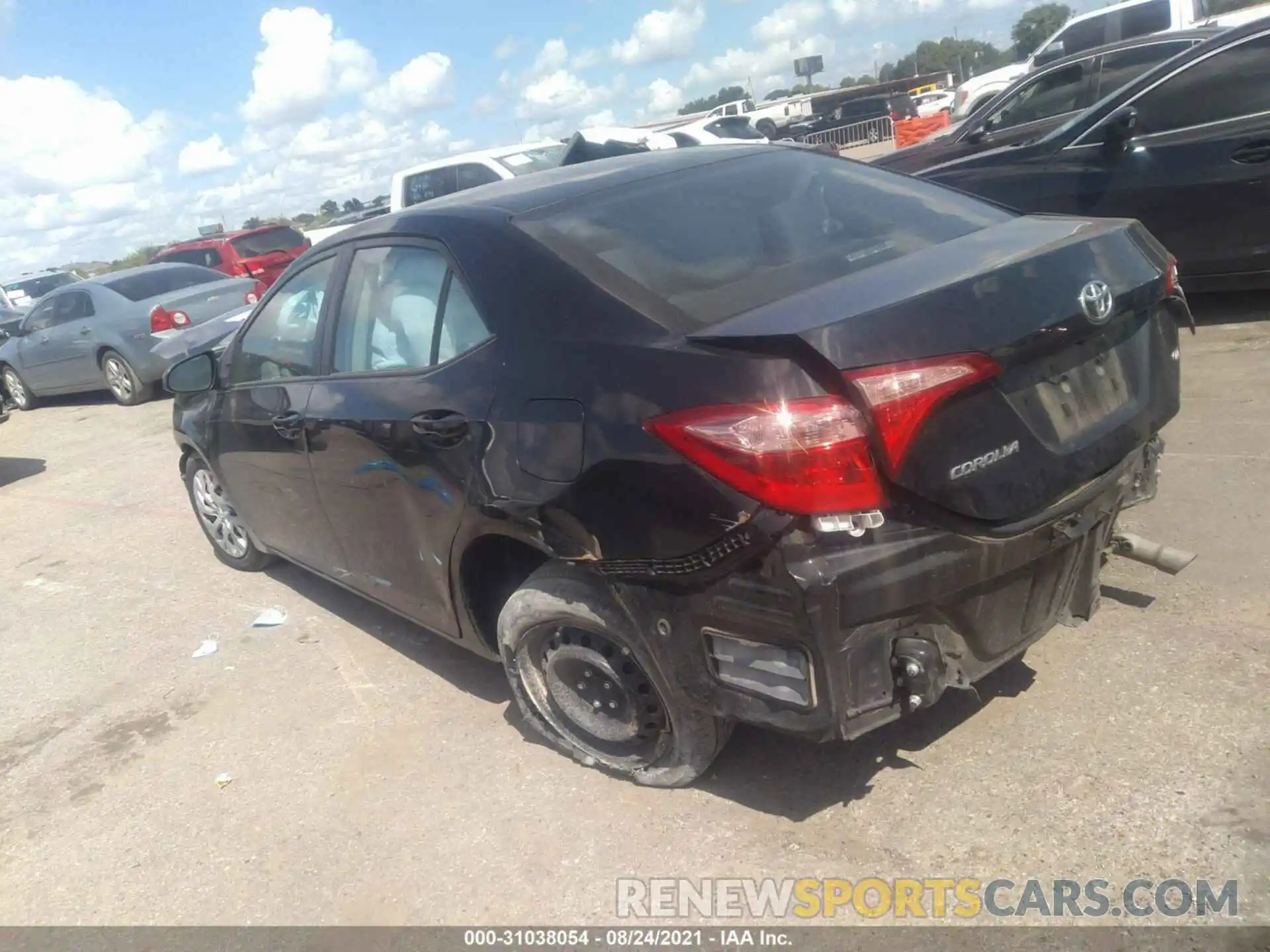 3 Photograph of a damaged car 5YFBURHE9KP888967 TOYOTA COROLLA 2019