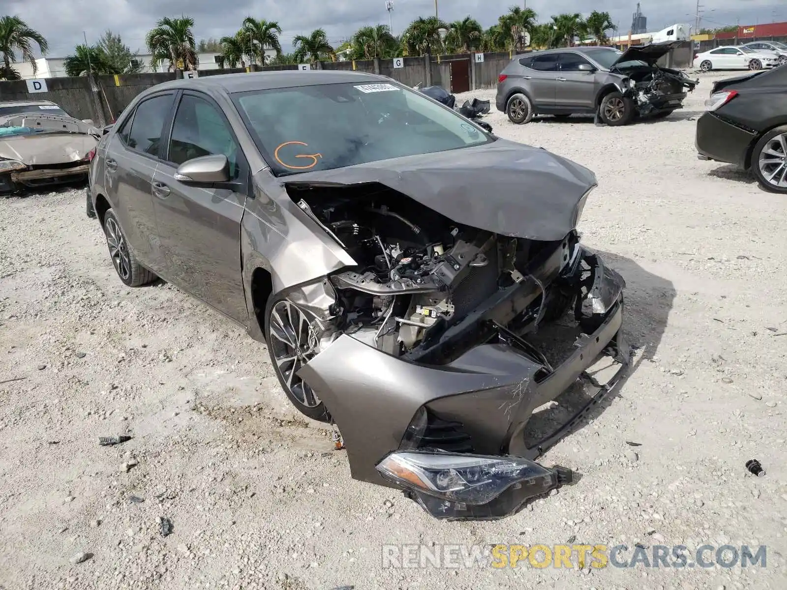 1 Photograph of a damaged car 5YFBURHE9KP888970 TOYOTA COROLLA 2019