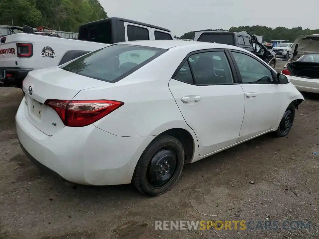 3 Photograph of a damaged car 5YFBURHE9KP888984 TOYOTA COROLLA 2019