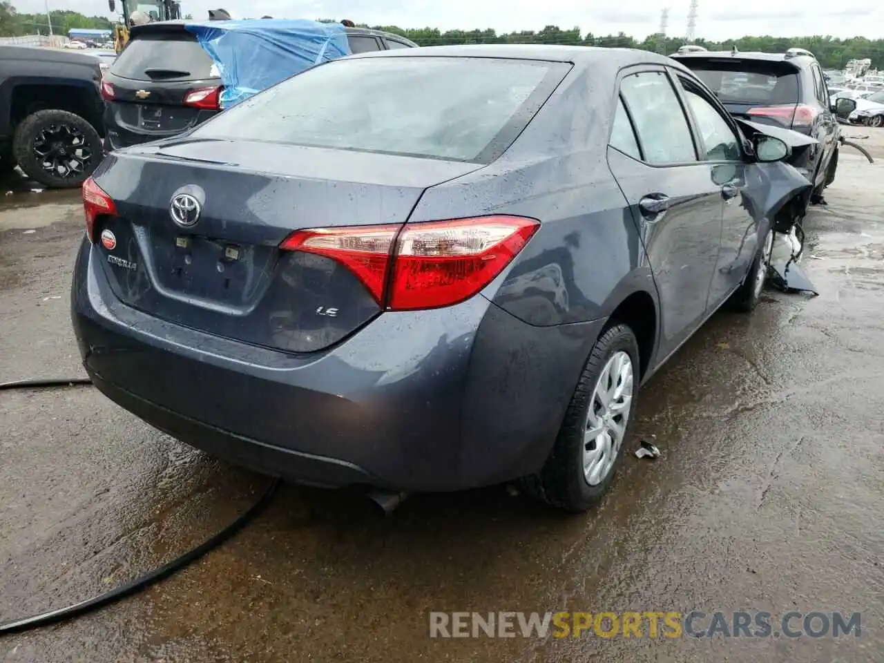 4 Photograph of a damaged car 5YFBURHE9KP889150 TOYOTA COROLLA 2019