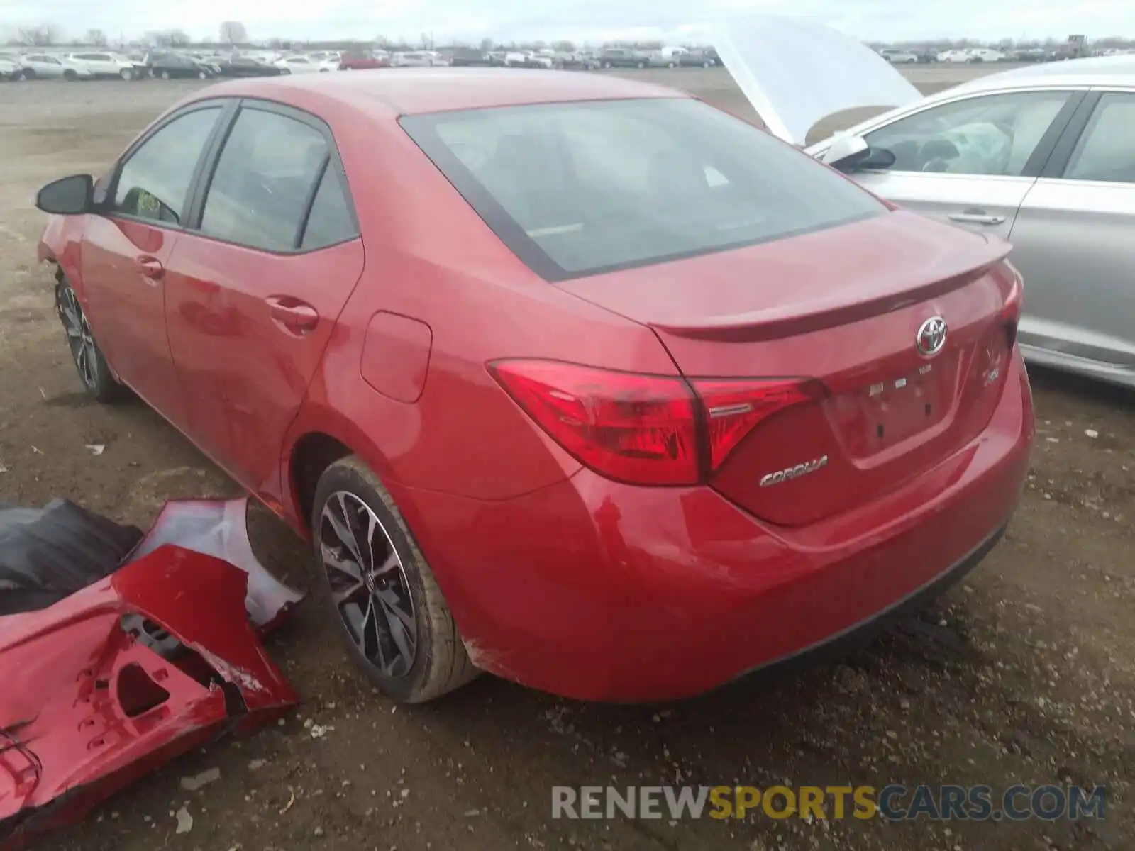 3 Photograph of a damaged car 5YFBURHE9KP889360 TOYOTA COROLLA 2019