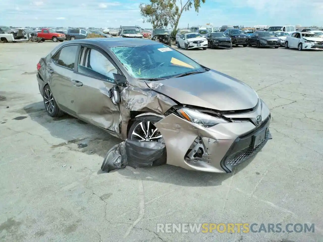 1 Photograph of a damaged car 5YFBURHE9KP889469 TOYOTA COROLLA 2019