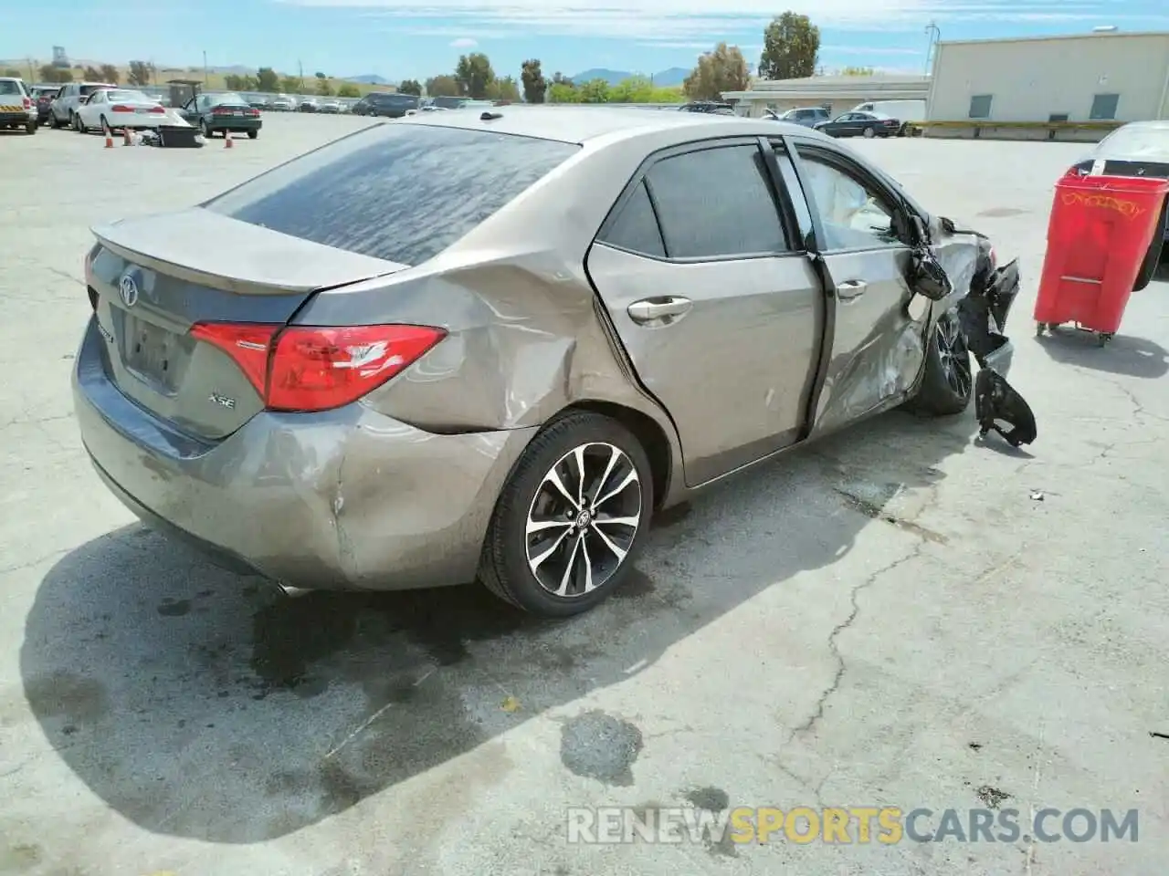 4 Photograph of a damaged car 5YFBURHE9KP889469 TOYOTA COROLLA 2019