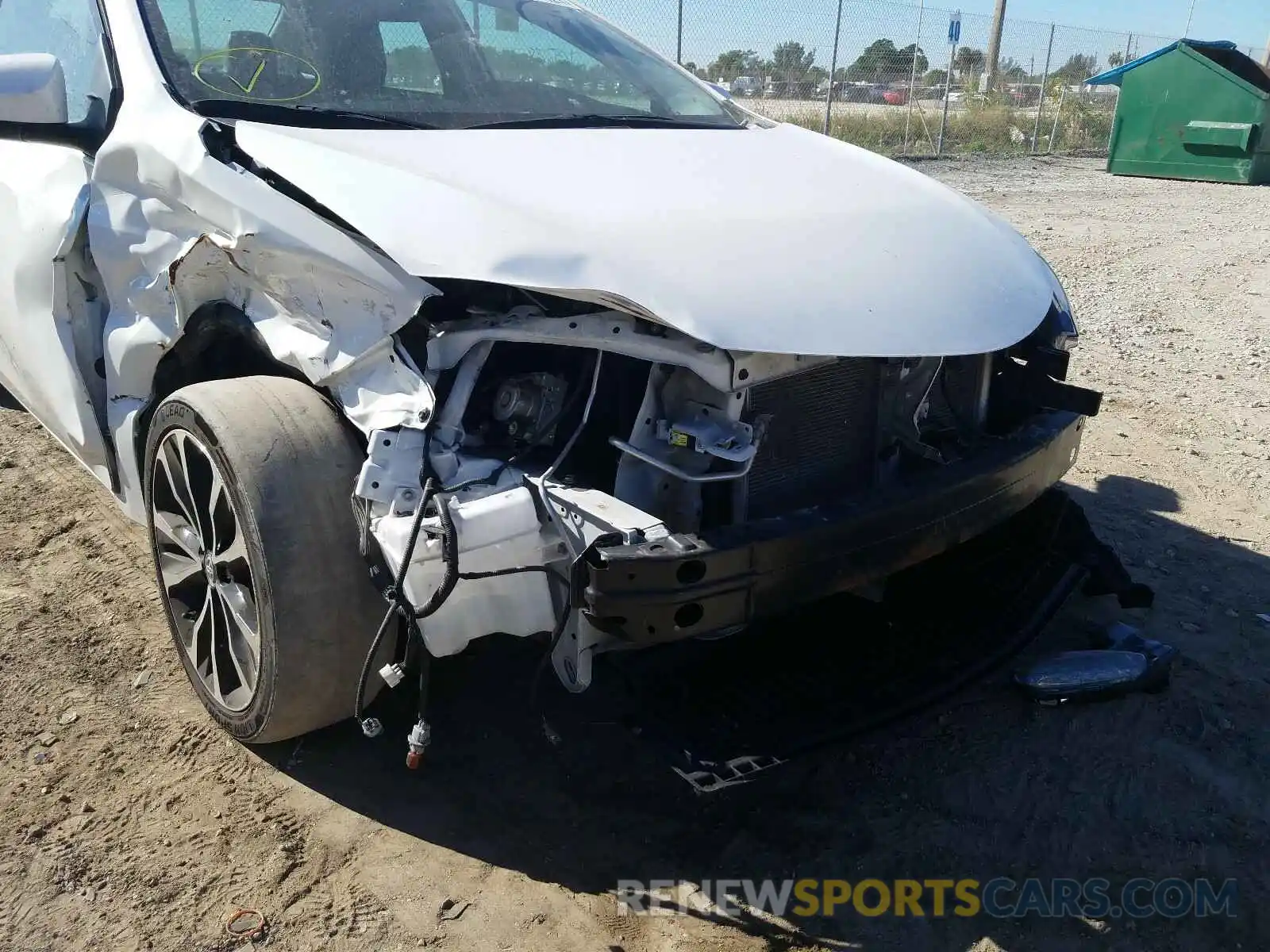 9 Photograph of a damaged car 5YFBURHE9KP889956 TOYOTA COROLLA 2019