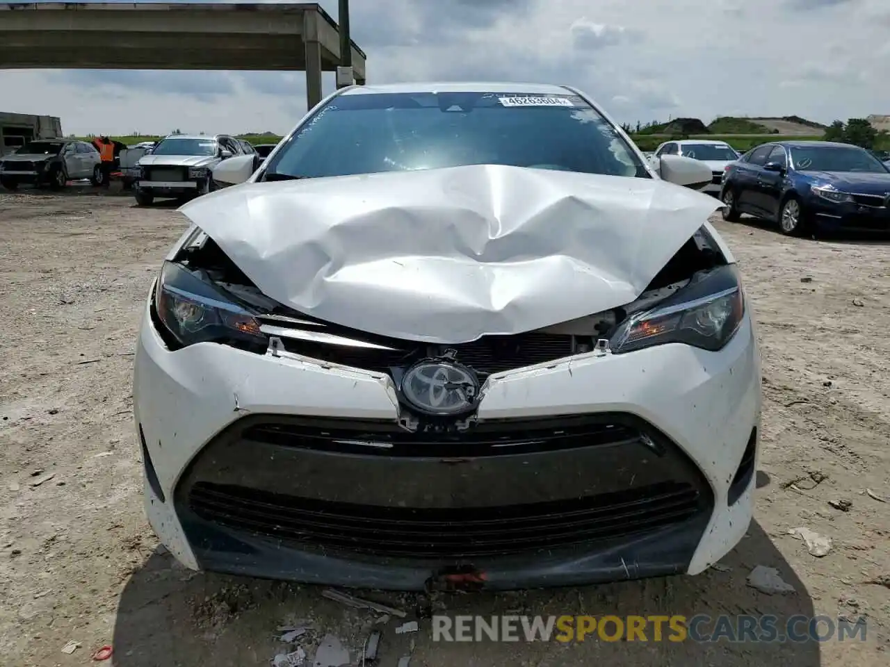 5 Photograph of a damaged car 5YFBURHE9KP890346 TOYOTA COROLLA 2019