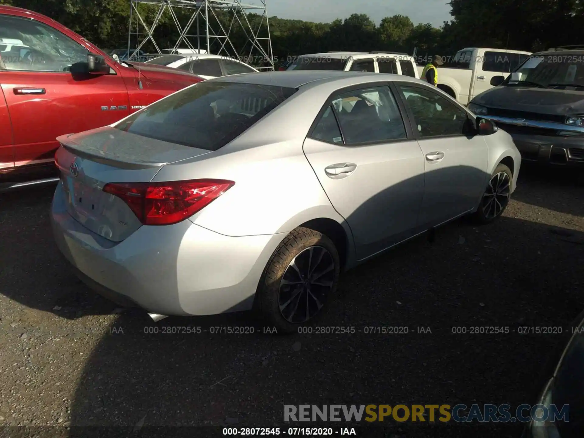 4 Photograph of a damaged car 5YFBURHE9KP890542 TOYOTA COROLLA 2019