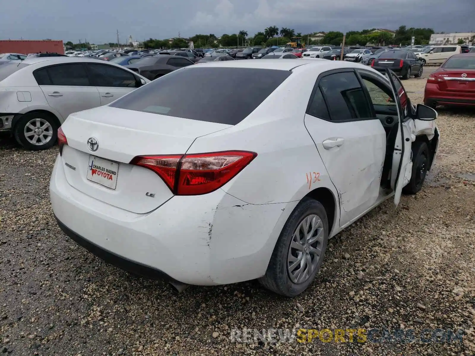 4 Photograph of a damaged car 5YFBURHE9KP890797 TOYOTA COROLLA 2019