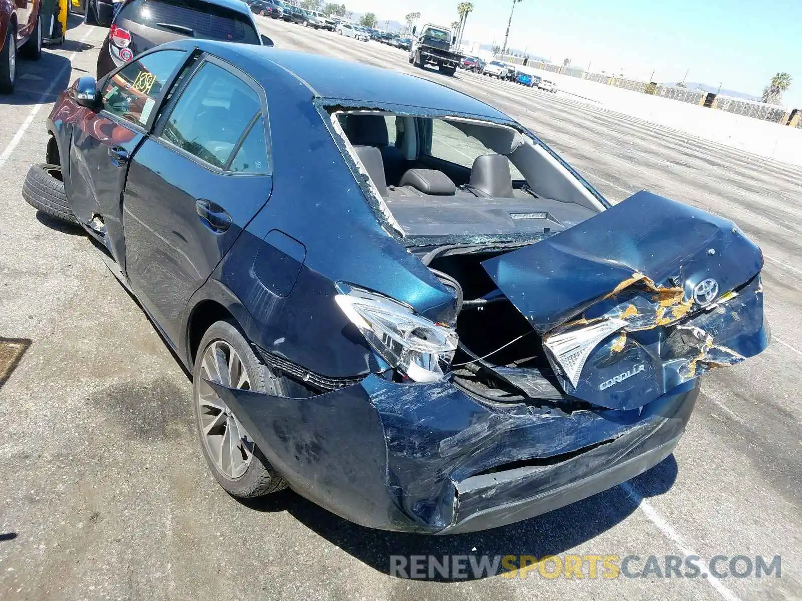 3 Photograph of a damaged car 5YFBURHE9KP892078 TOYOTA COROLLA 2019