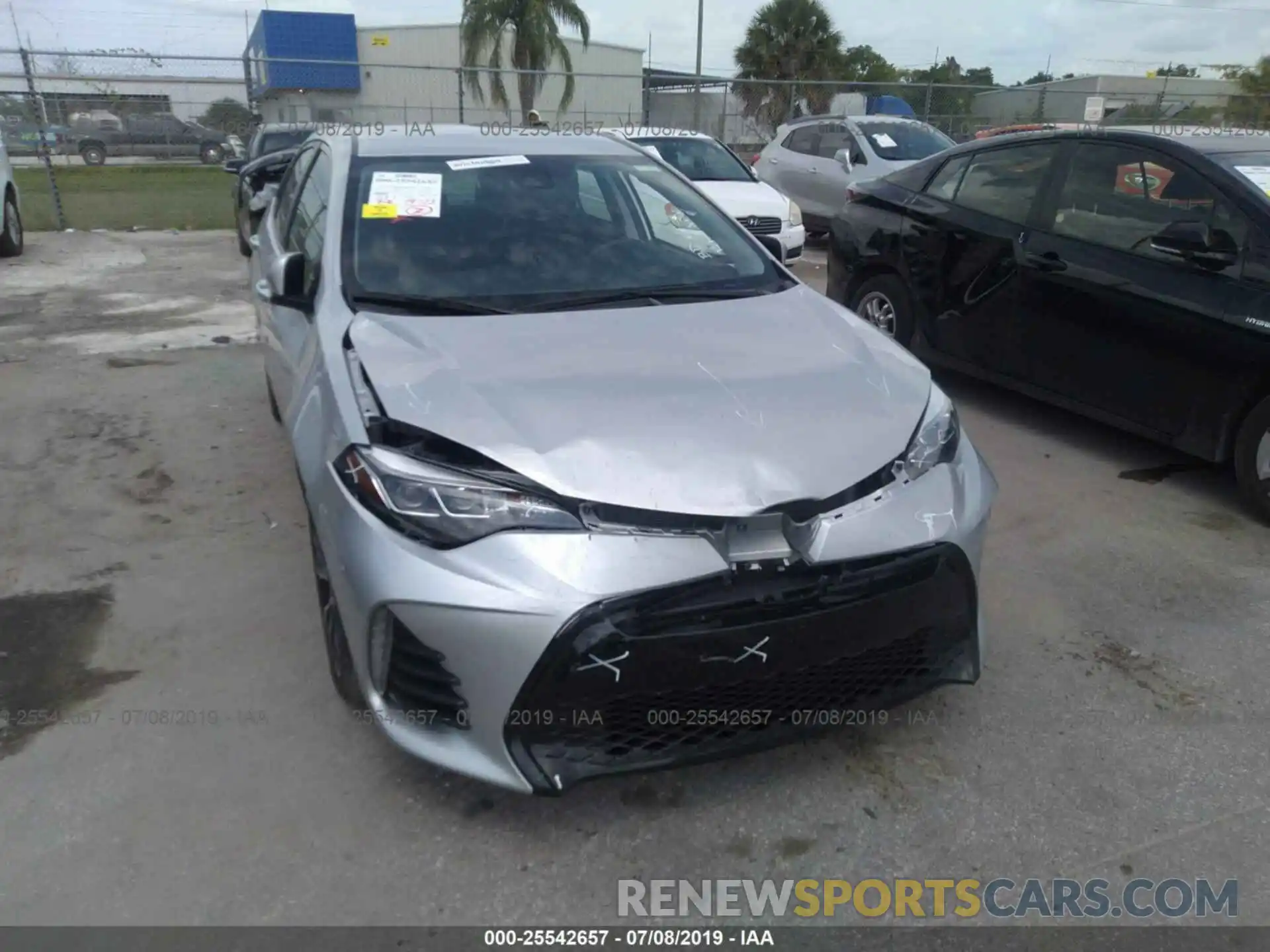 6 Photograph of a damaged car 5YFBURHE9KP892212 TOYOTA COROLLA 2019