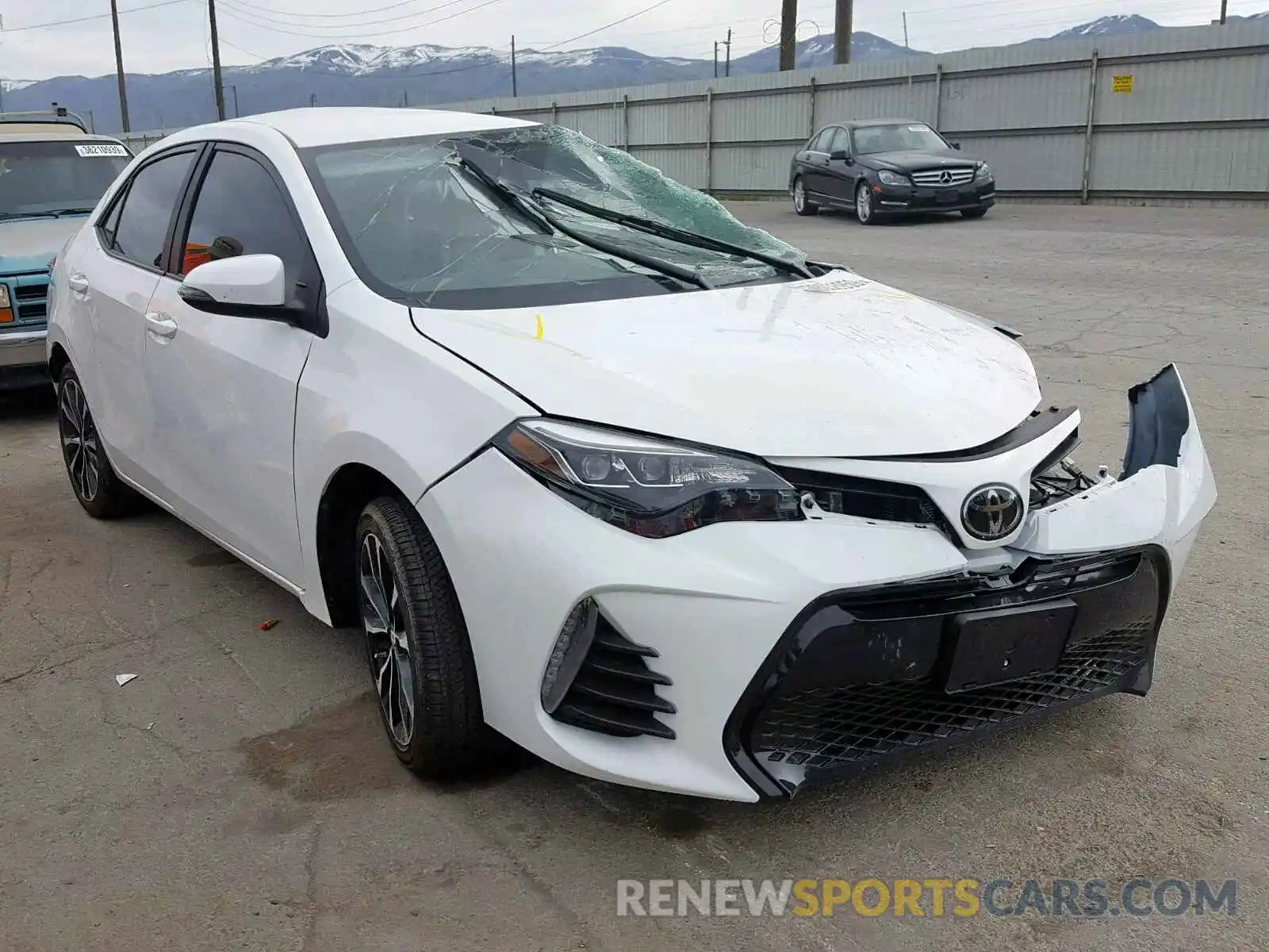 1 Photograph of a damaged car 5YFBURHE9KP892520 TOYOTA COROLLA 2019