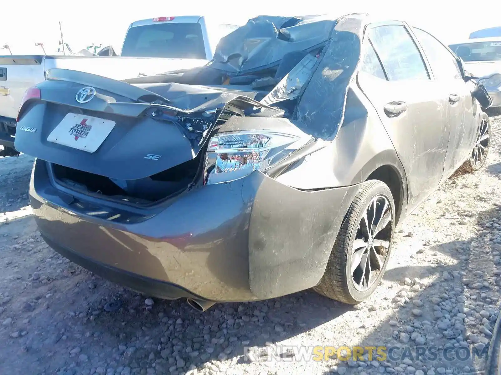 4 Photograph of a damaged car 5YFBURHE9KP893022 TOYOTA COROLLA 2019