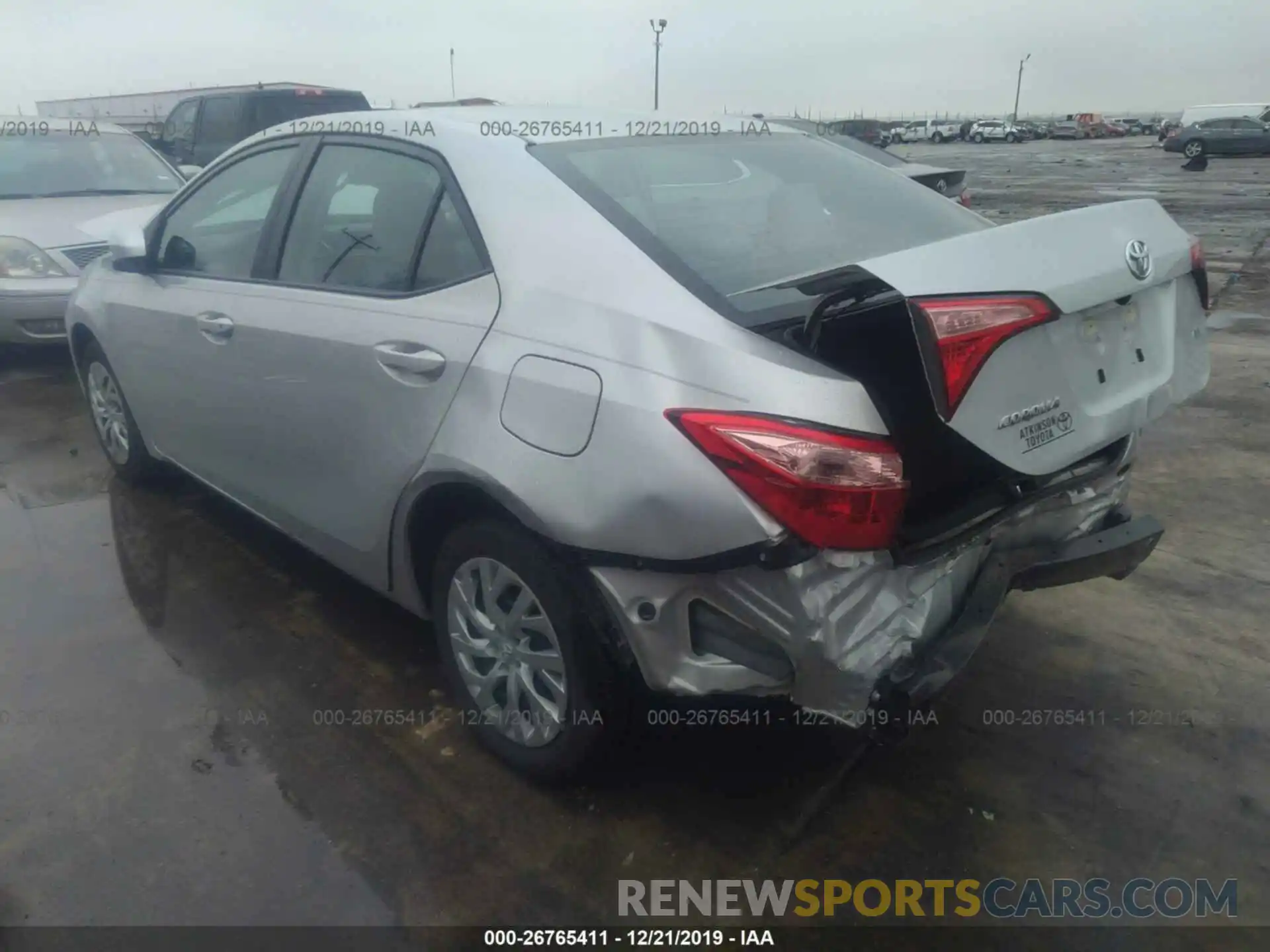 3 Photograph of a damaged car 5YFBURHE9KP893053 TOYOTA COROLLA 2019