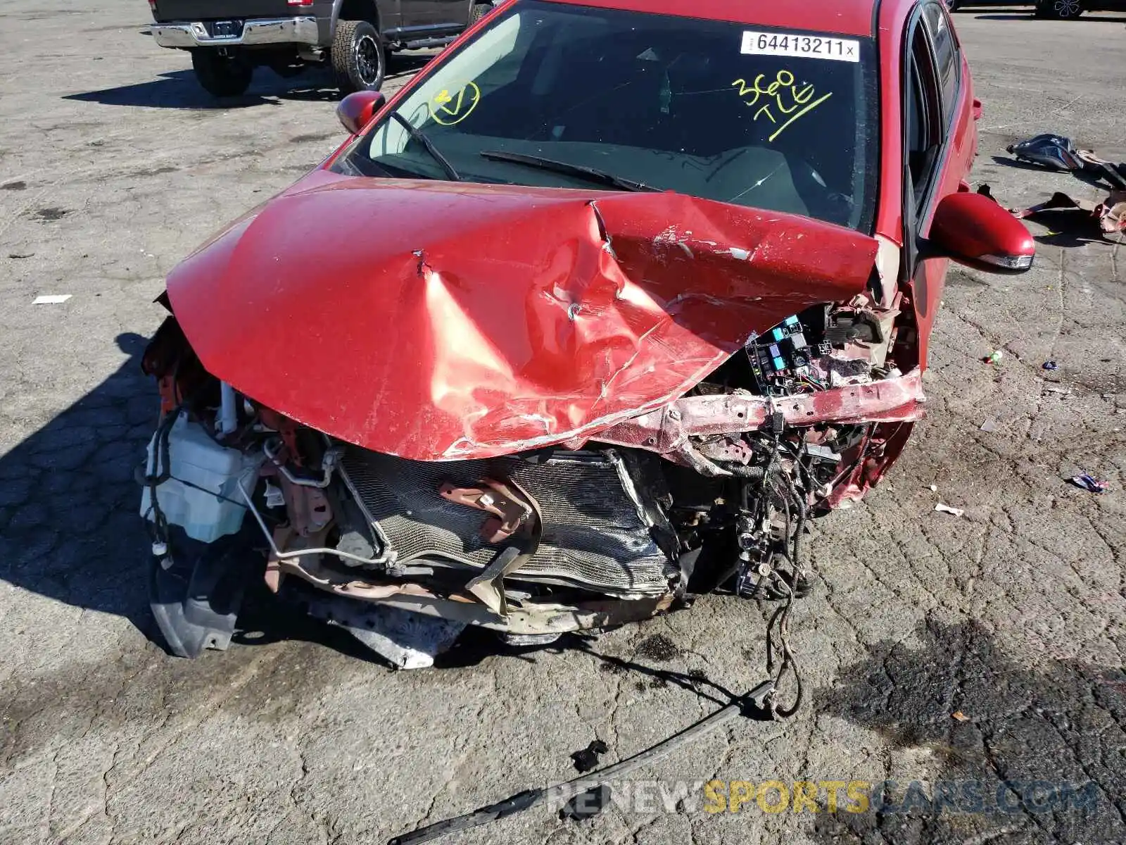 9 Photograph of a damaged car 5YFBURHE9KP893246 TOYOTA COROLLA 2019