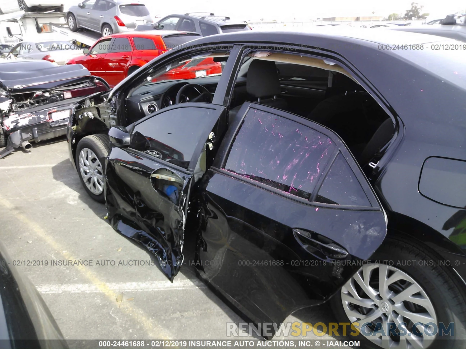 6 Photograph of a damaged car 5YFBURHE9KP894610 TOYOTA COROLLA 2019