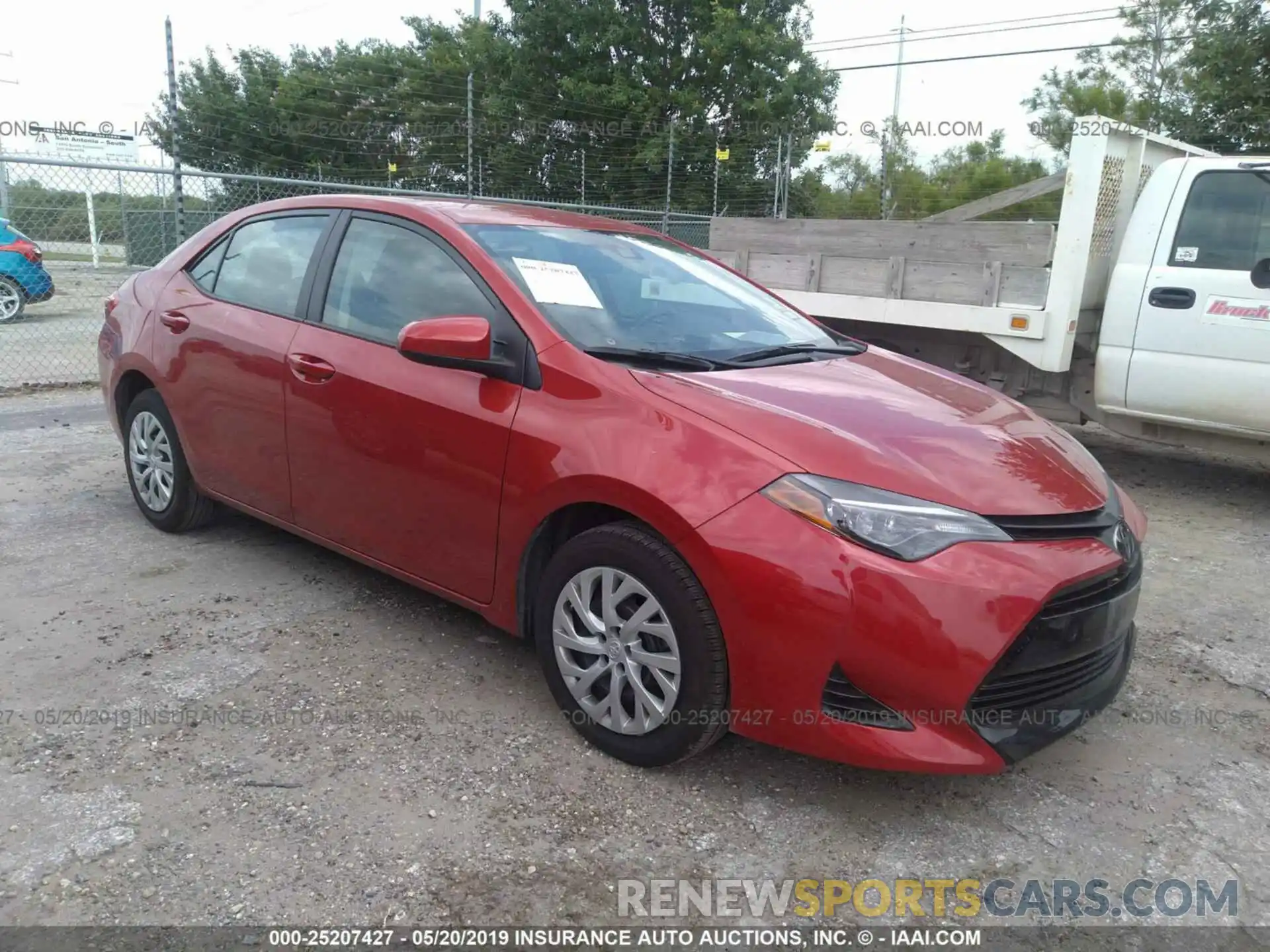 1 Photograph of a damaged car 5YFBURHE9KP894915 TOYOTA COROLLA 2019