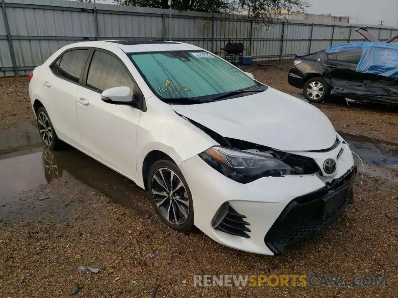 1 Photograph of a damaged car 5YFBURHE9KP895322 TOYOTA COROLLA 2019