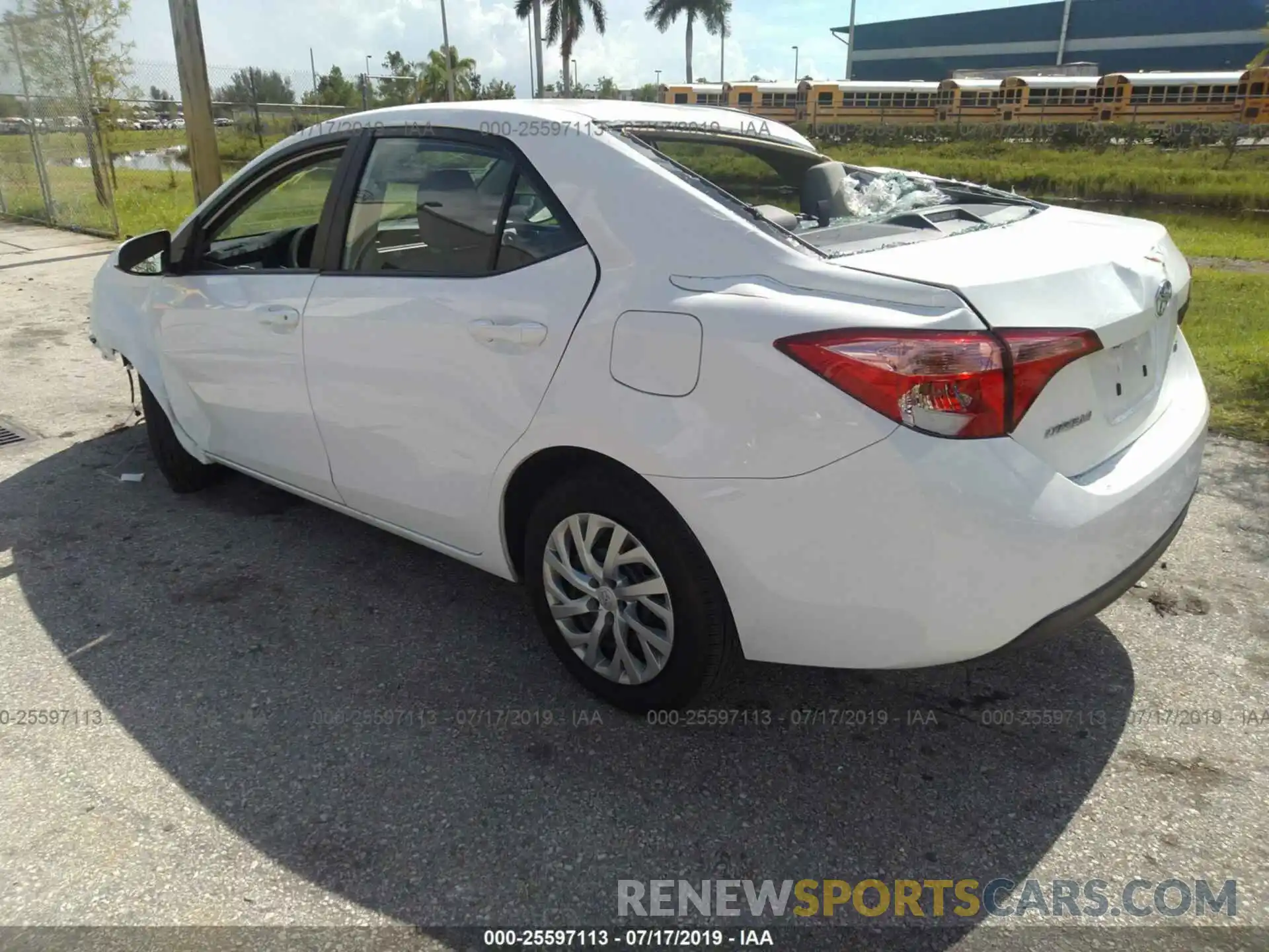 3 Photograph of a damaged car 5YFBURHE9KP896521 TOYOTA COROLLA 2019