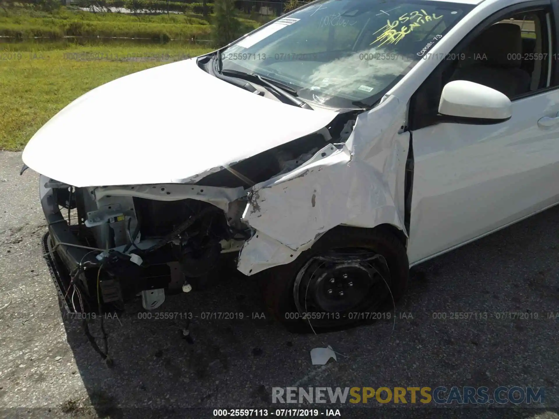 6 Photograph of a damaged car 5YFBURHE9KP896521 TOYOTA COROLLA 2019