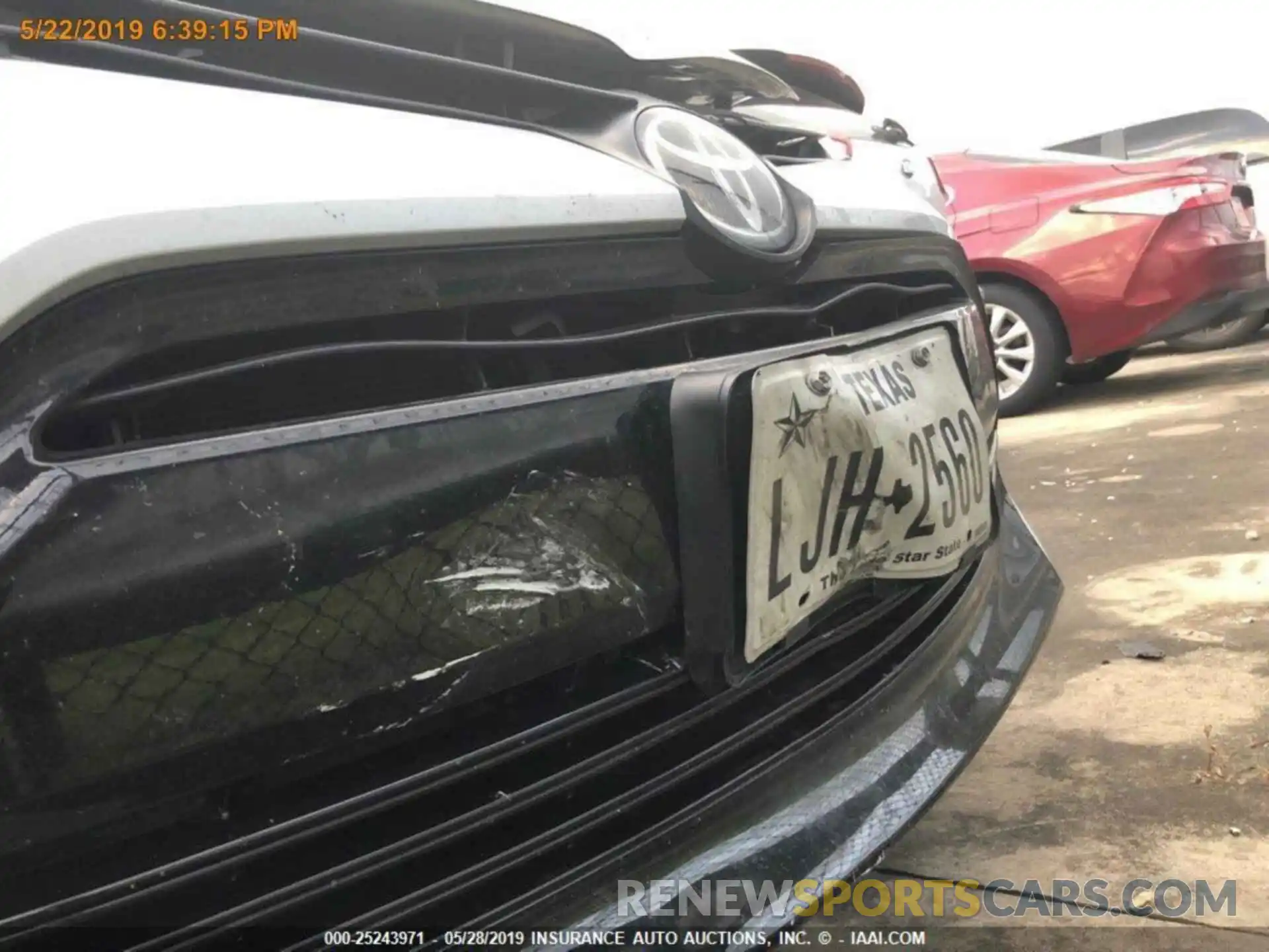 17 Photograph of a damaged car 5YFBURHE9KP897281 TOYOTA COROLLA 2019