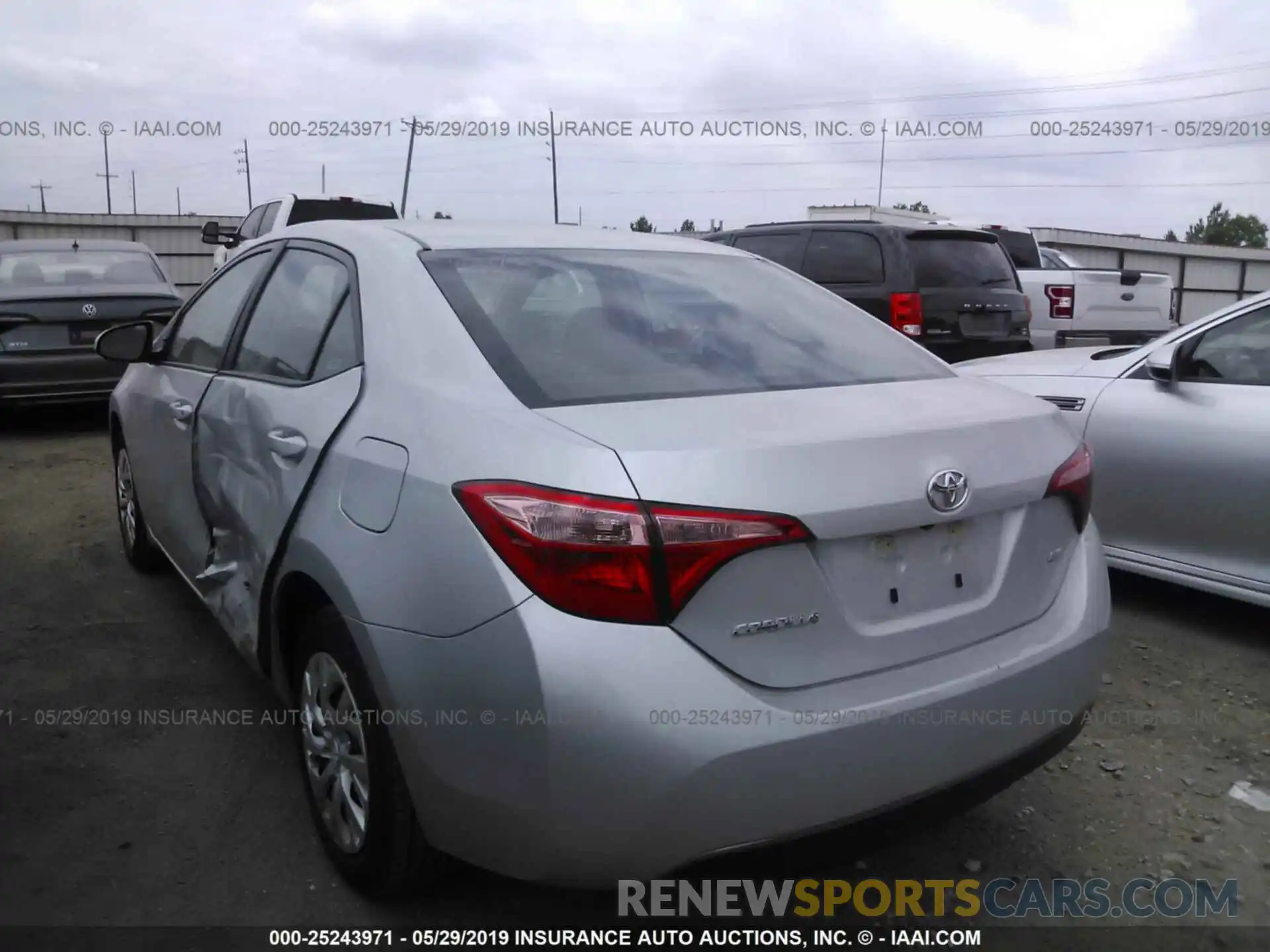 3 Photograph of a damaged car 5YFBURHE9KP897281 TOYOTA COROLLA 2019