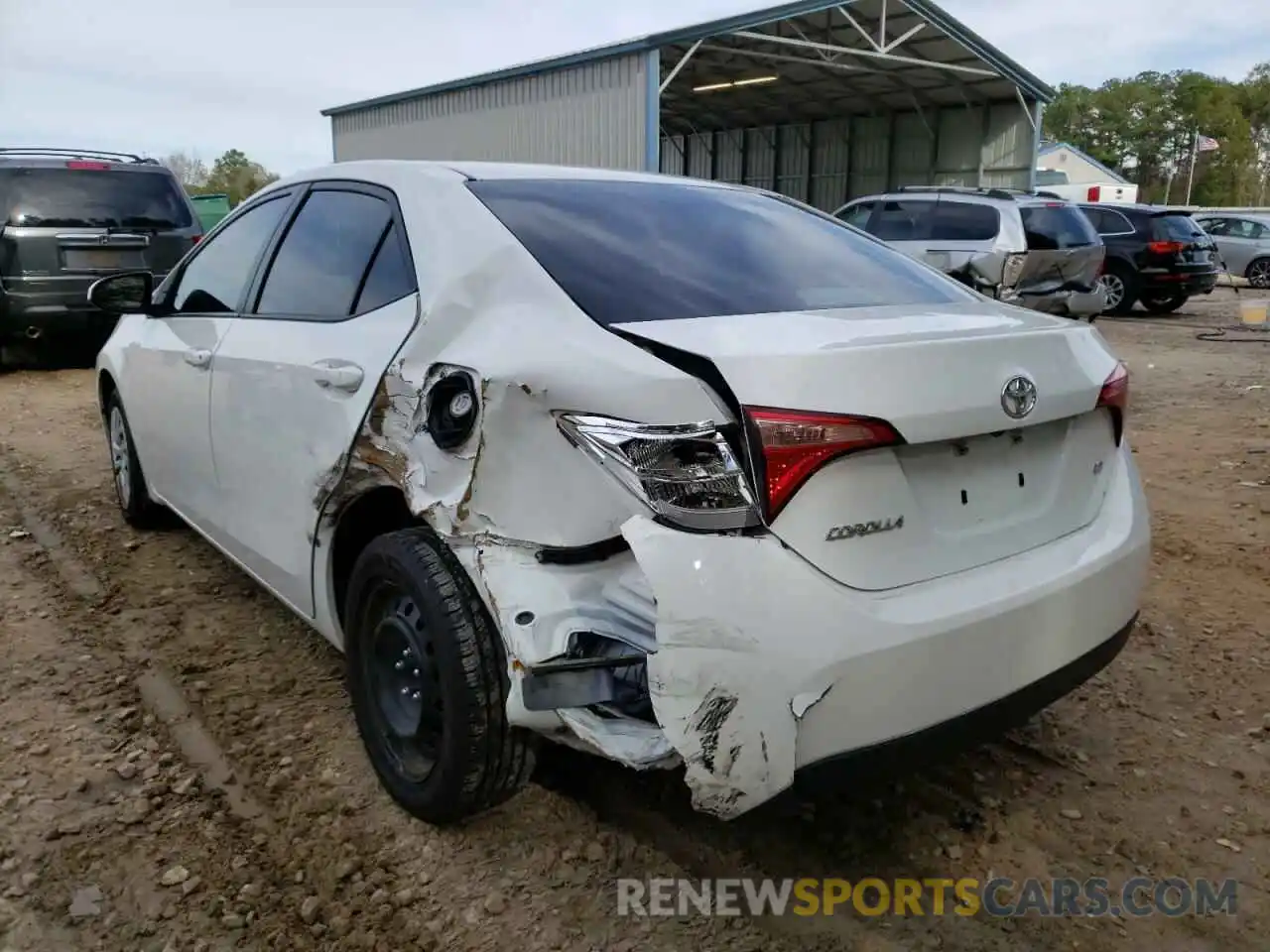 3 Photograph of a damaged car 5YFBURHE9KP897457 TOYOTA COROLLA 2019