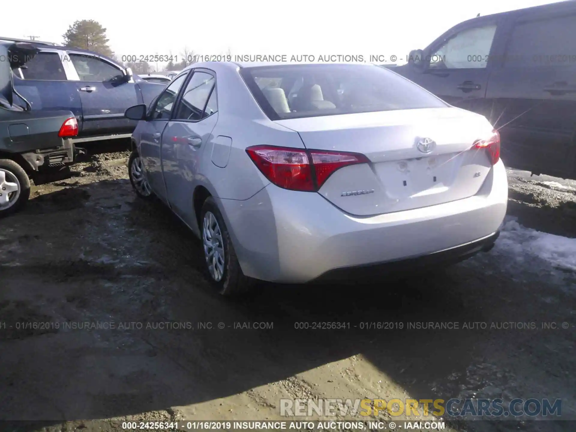 3 Photograph of a damaged car 5YFBURHE9KP897622 TOYOTA COROLLA 2019