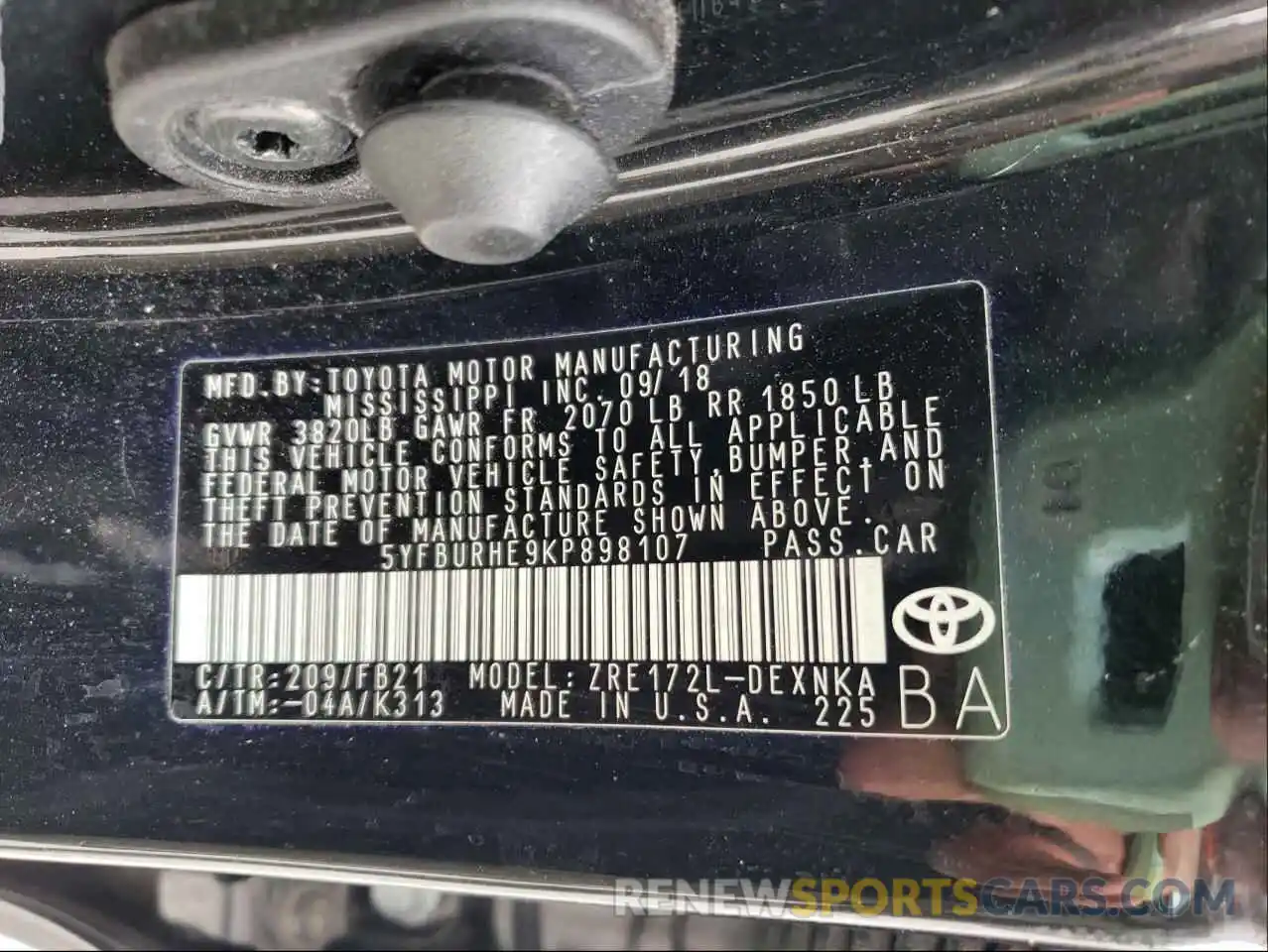 10 Photograph of a damaged car 5YFBURHE9KP898107 TOYOTA COROLLA 2019