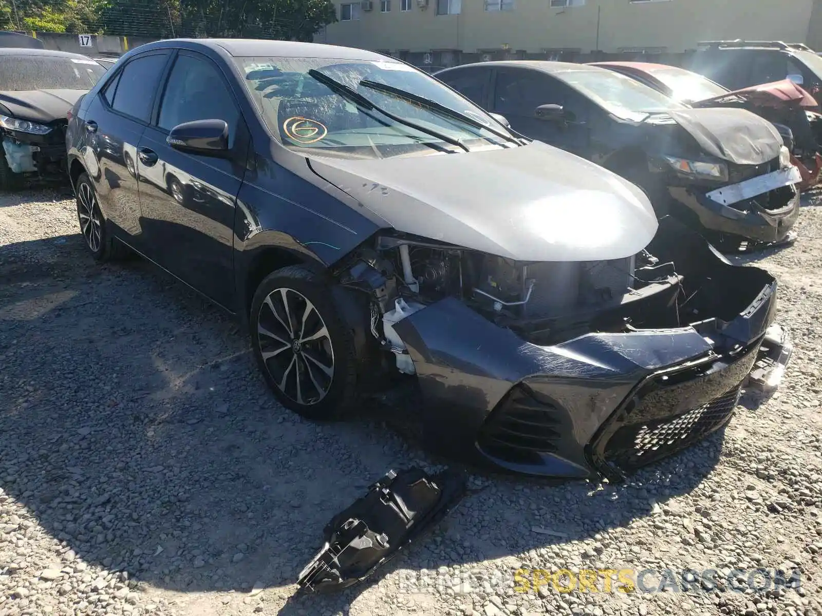 1 Photograph of a damaged car 5YFBURHE9KP898415 TOYOTA COROLLA 2019