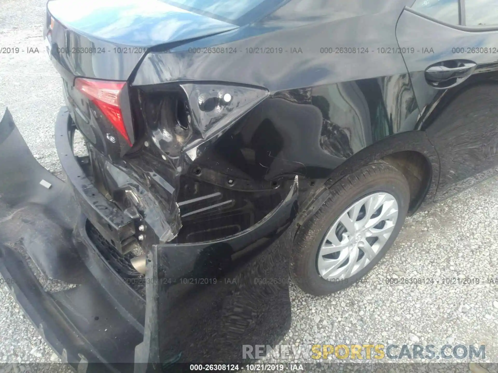 6 Photograph of a damaged car 5YFBURHE9KP898592 TOYOTA COROLLA 2019