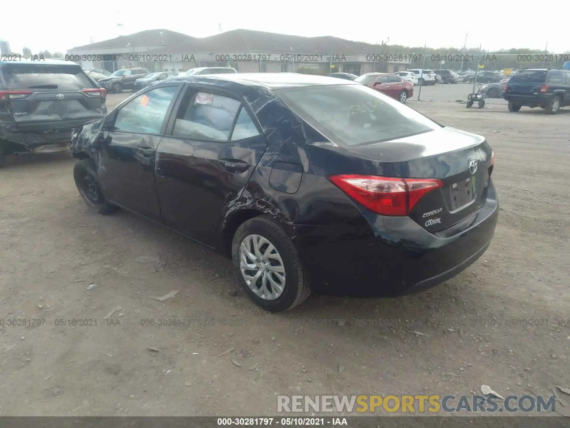 3 Photograph of a damaged car 5YFBURHE9KP898608 TOYOTA COROLLA 2019