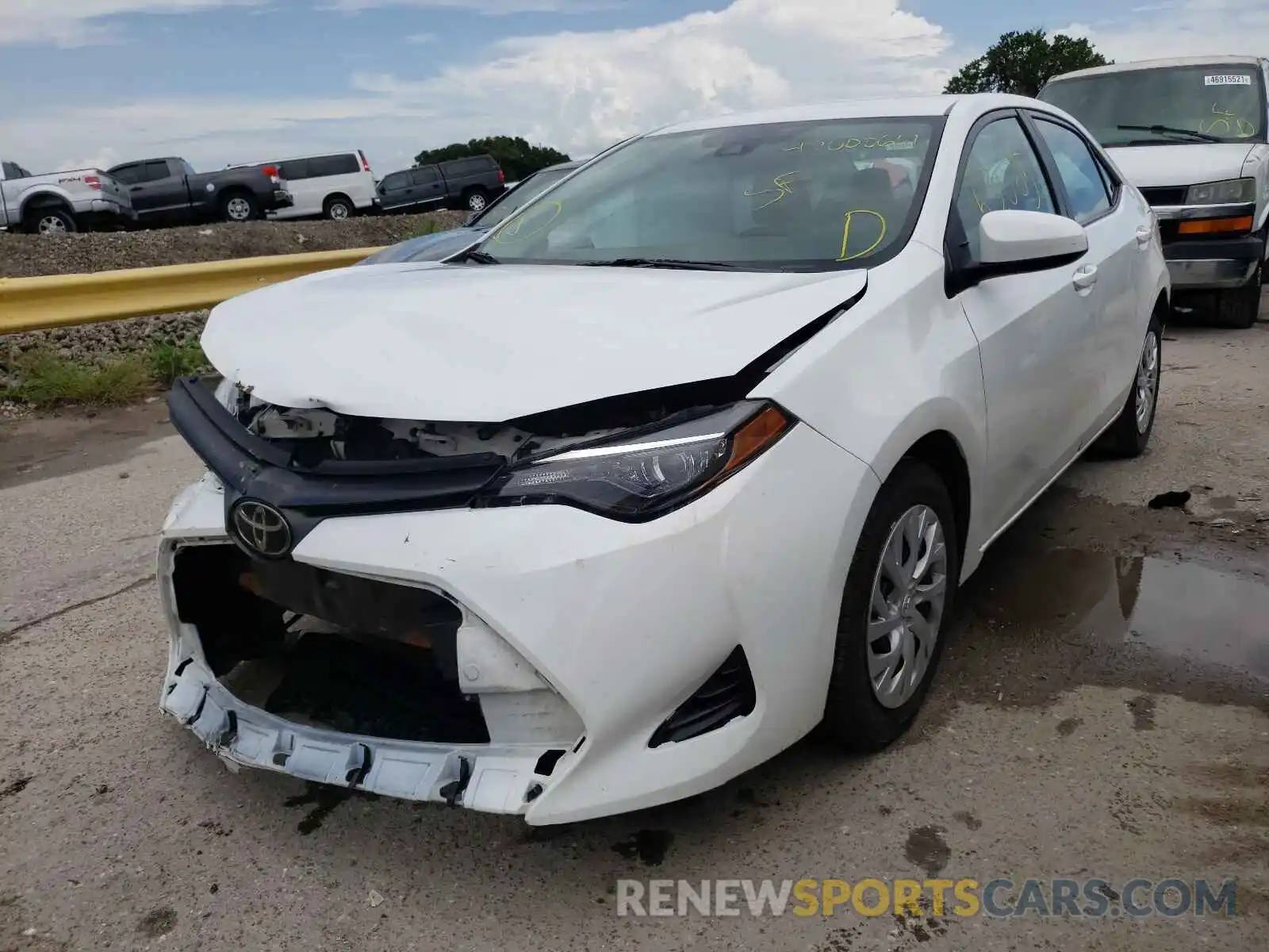 2 Photograph of a damaged car 5YFBURHE9KP898883 TOYOTA COROLLA 2019