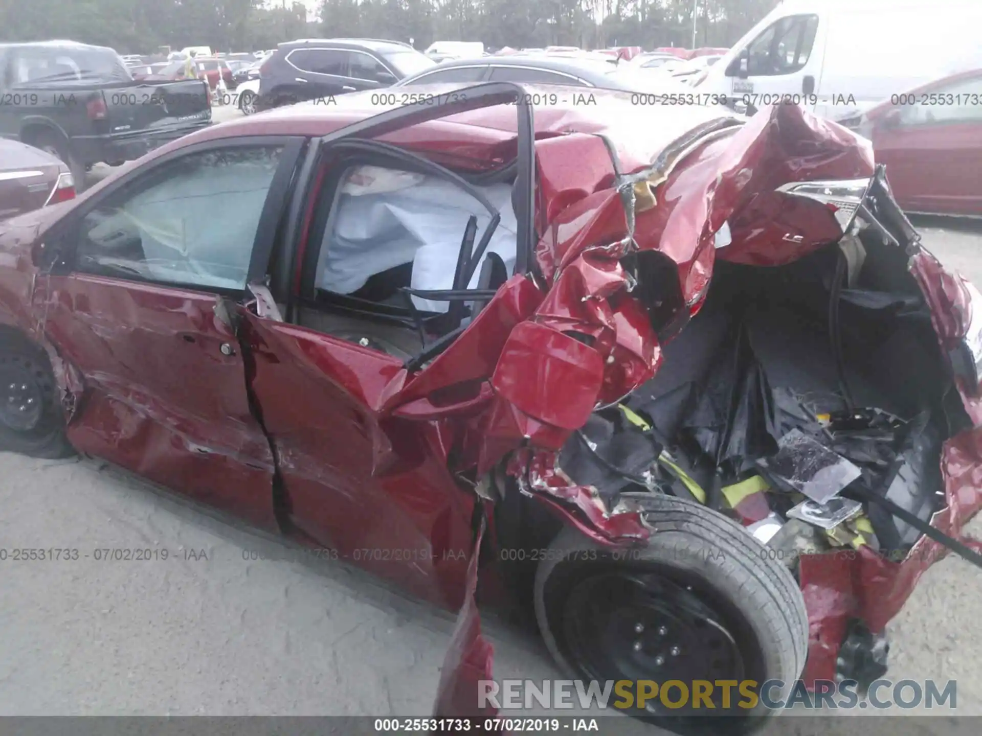 6 Photograph of a damaged car 5YFBURHE9KP899306 TOYOTA COROLLA 2019