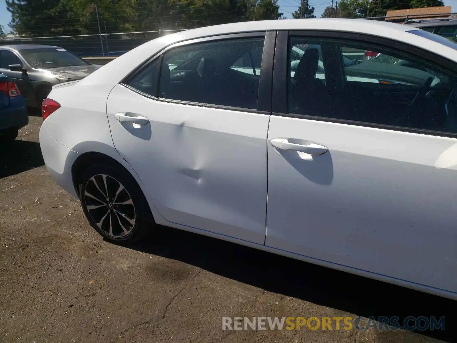 9 Photograph of a damaged car 5YFBURHE9KP899340 TOYOTA COROLLA 2019