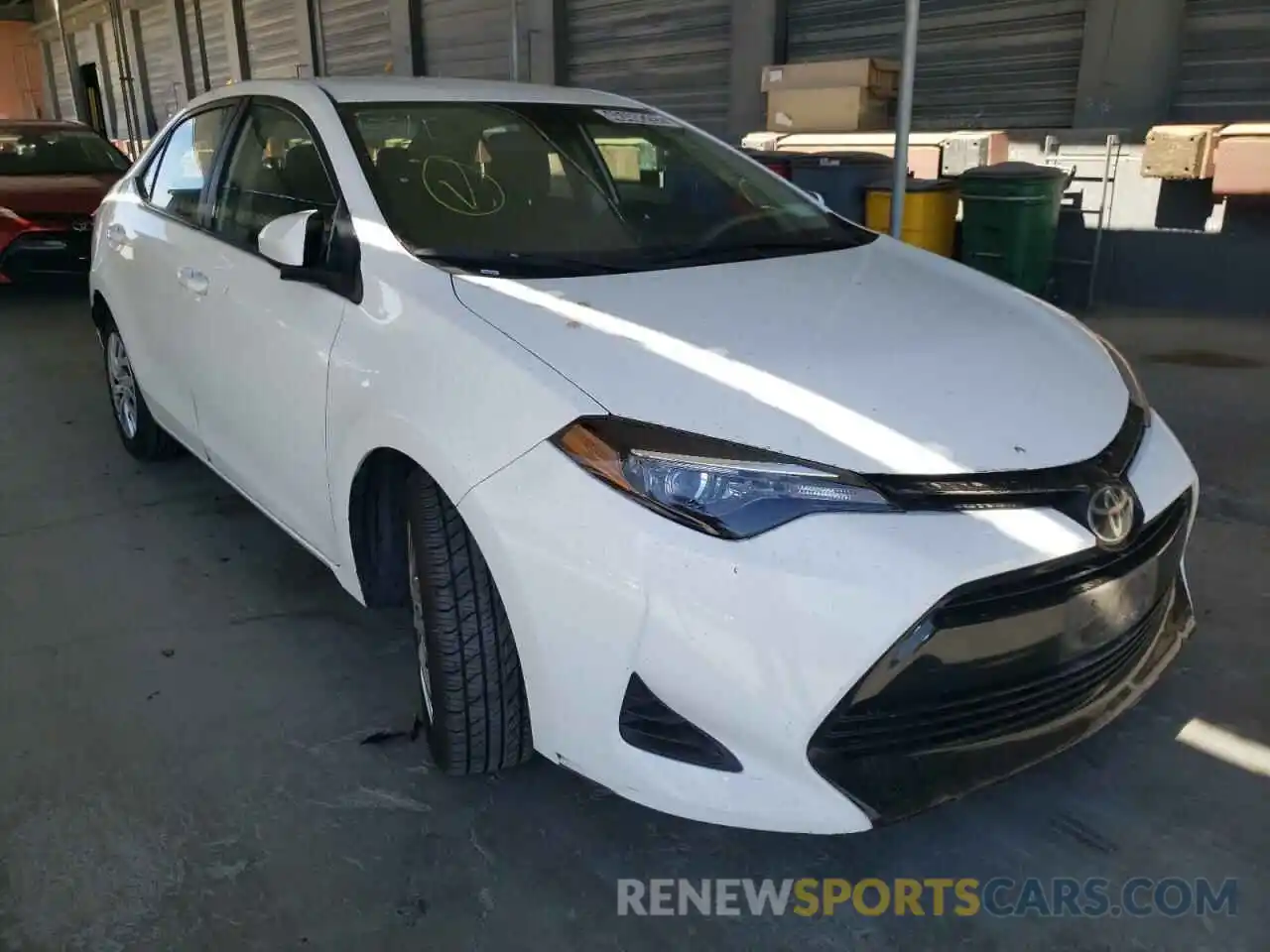 1 Photograph of a damaged car 5YFBURHE9KP899418 TOYOTA COROLLA 2019