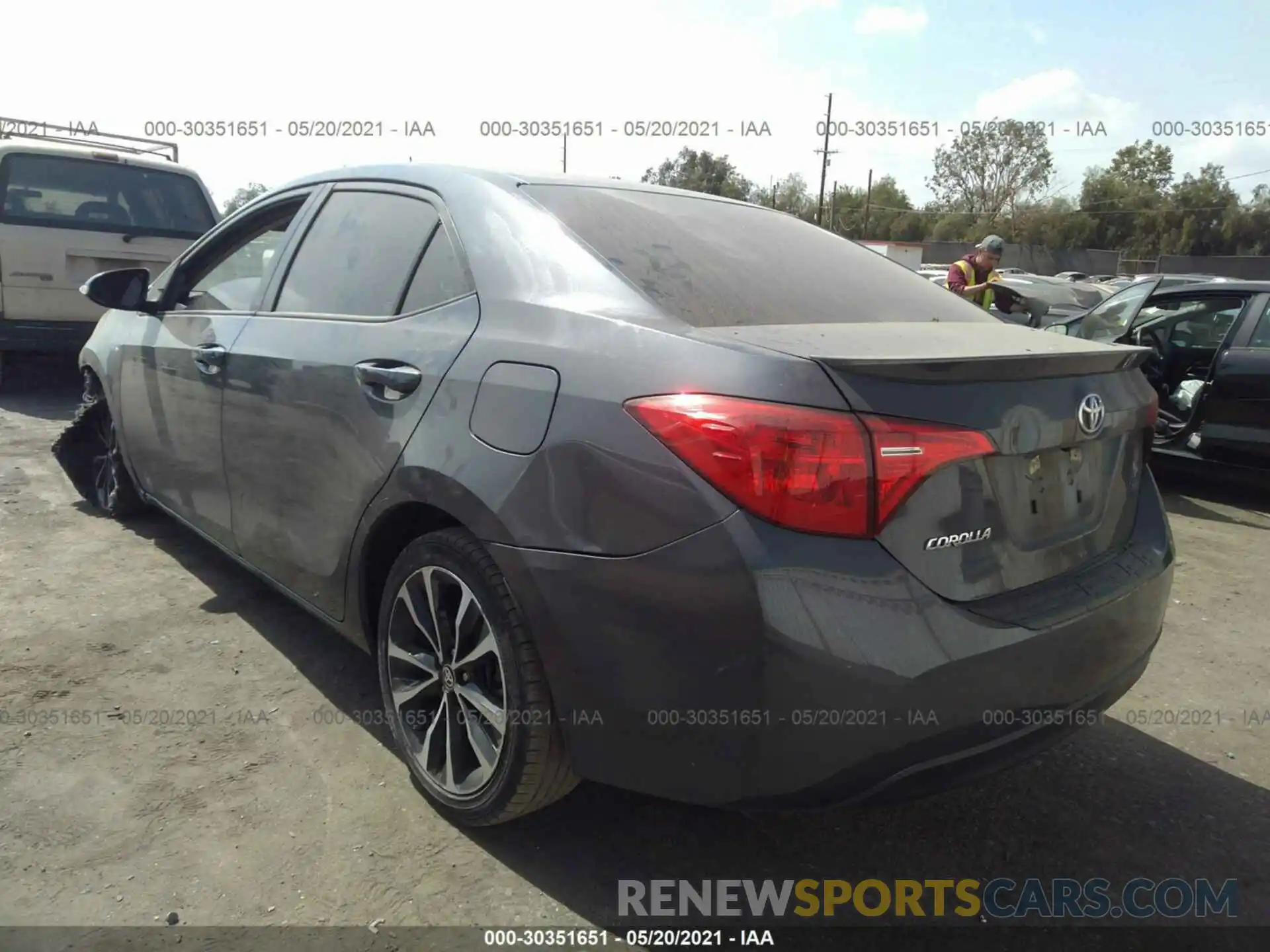 3 Photograph of a damaged car 5YFBURHE9KP899855 TOYOTA COROLLA 2019