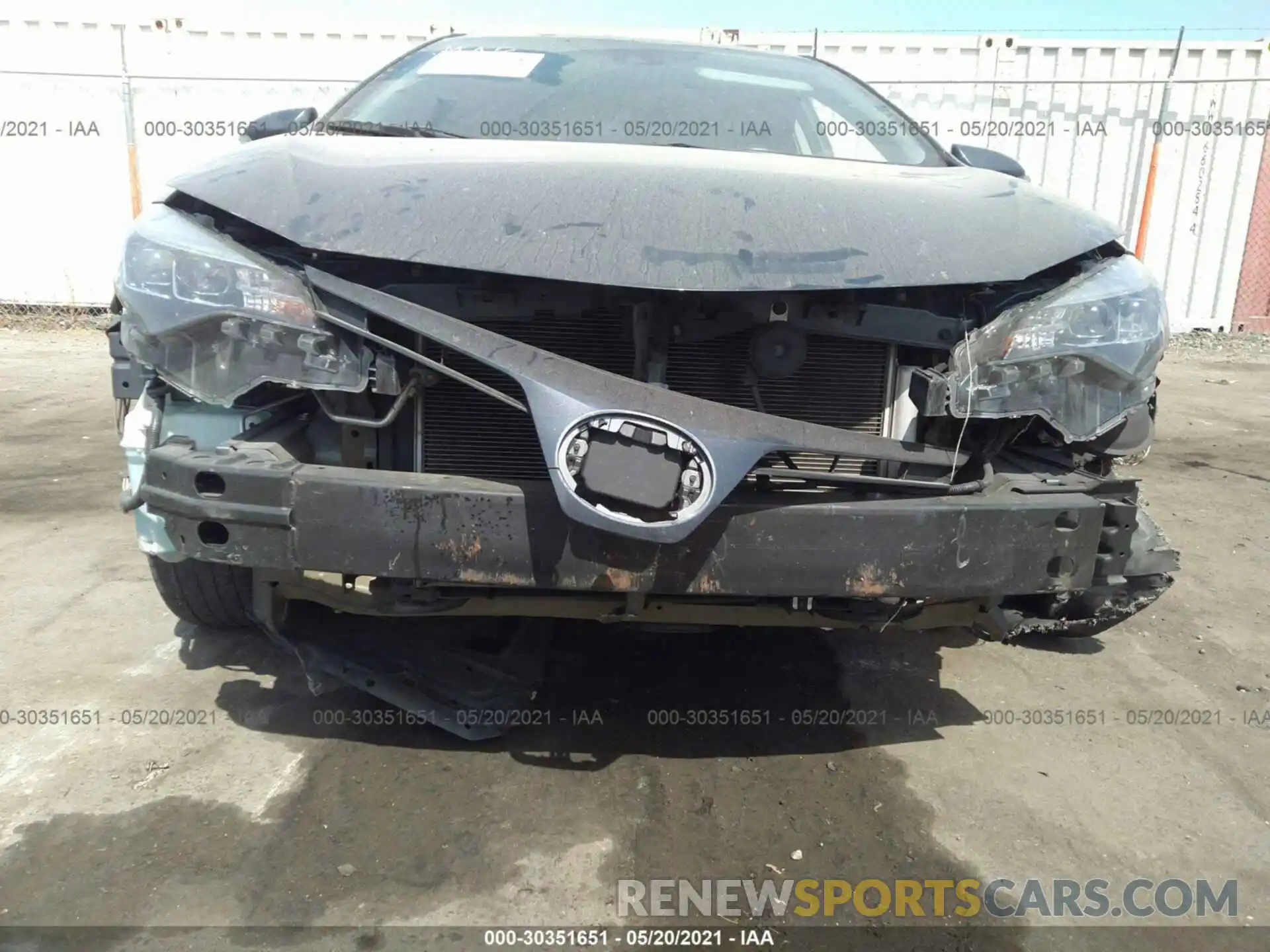 6 Photograph of a damaged car 5YFBURHE9KP899855 TOYOTA COROLLA 2019