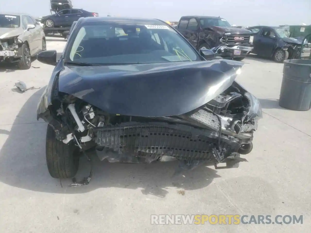 9 Photograph of a damaged car 5YFBURHE9KP899872 TOYOTA COROLLA 2019