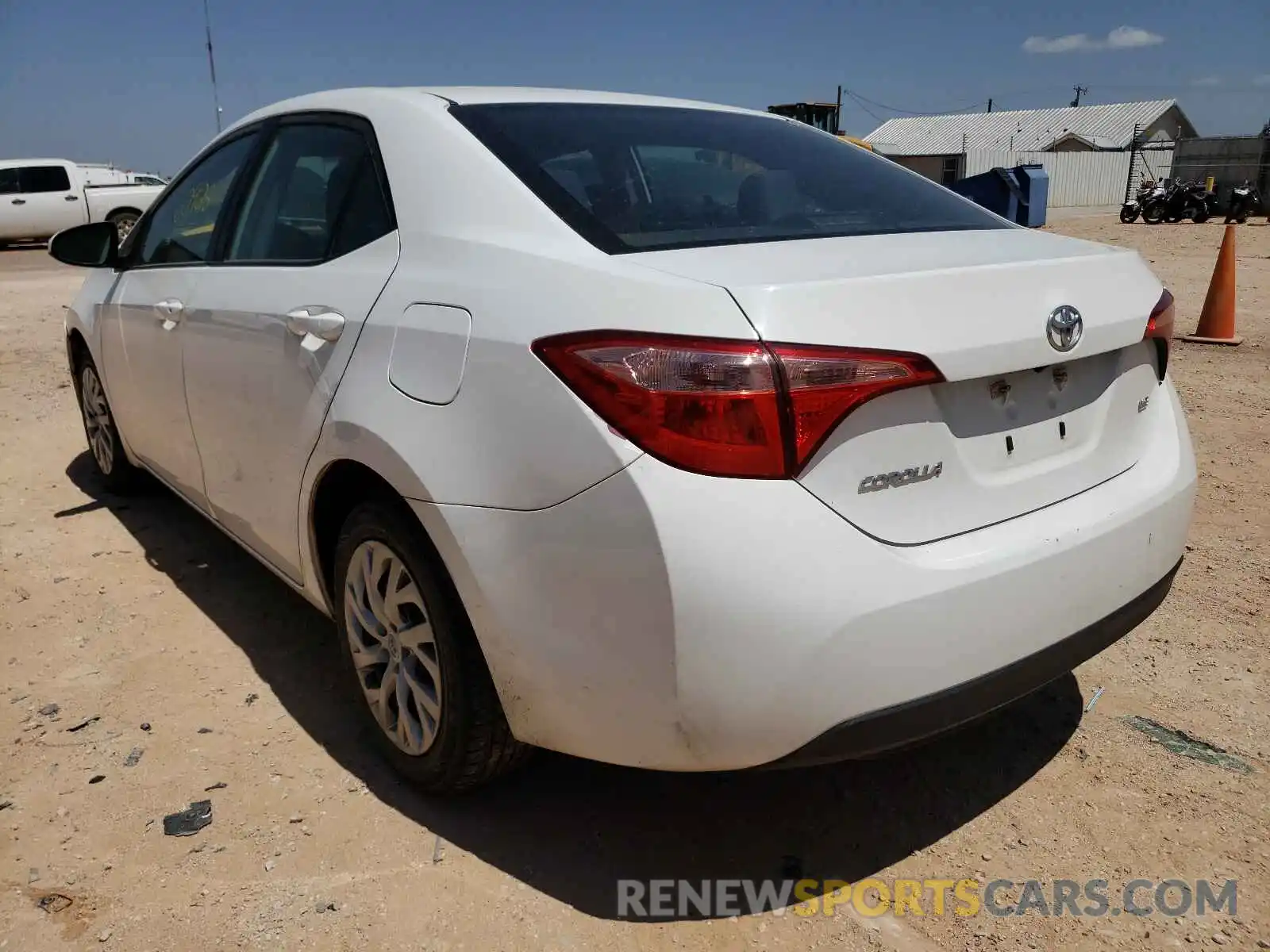 3 Photograph of a damaged car 5YFBURHE9KP899936 TOYOTA COROLLA 2019