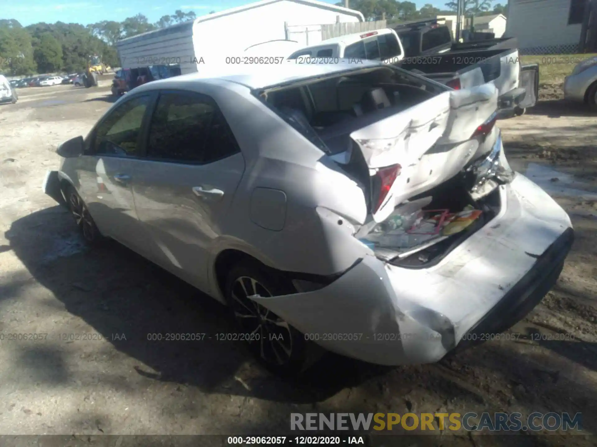 3 Photograph of a damaged car 5YFBURHE9KP900082 TOYOTA COROLLA 2019