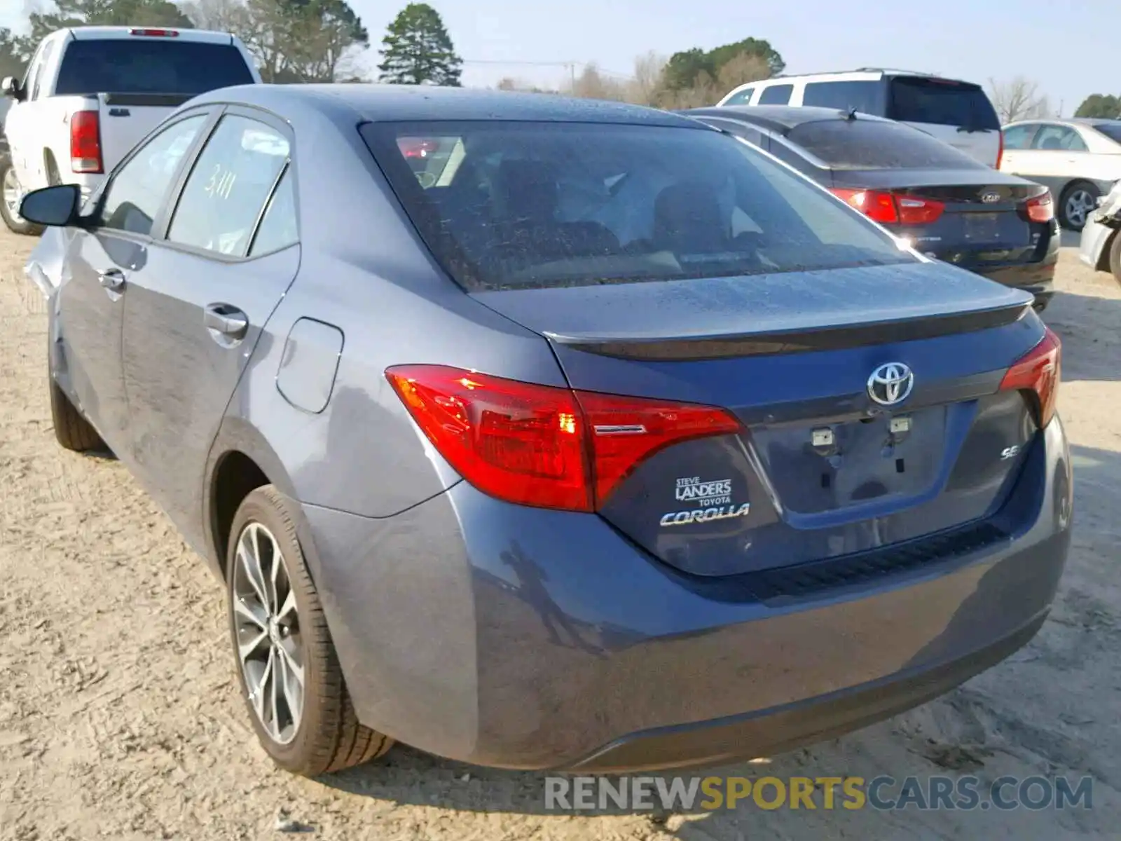 3 Photograph of a damaged car 5YFBURHE9KP900292 TOYOTA COROLLA 2019