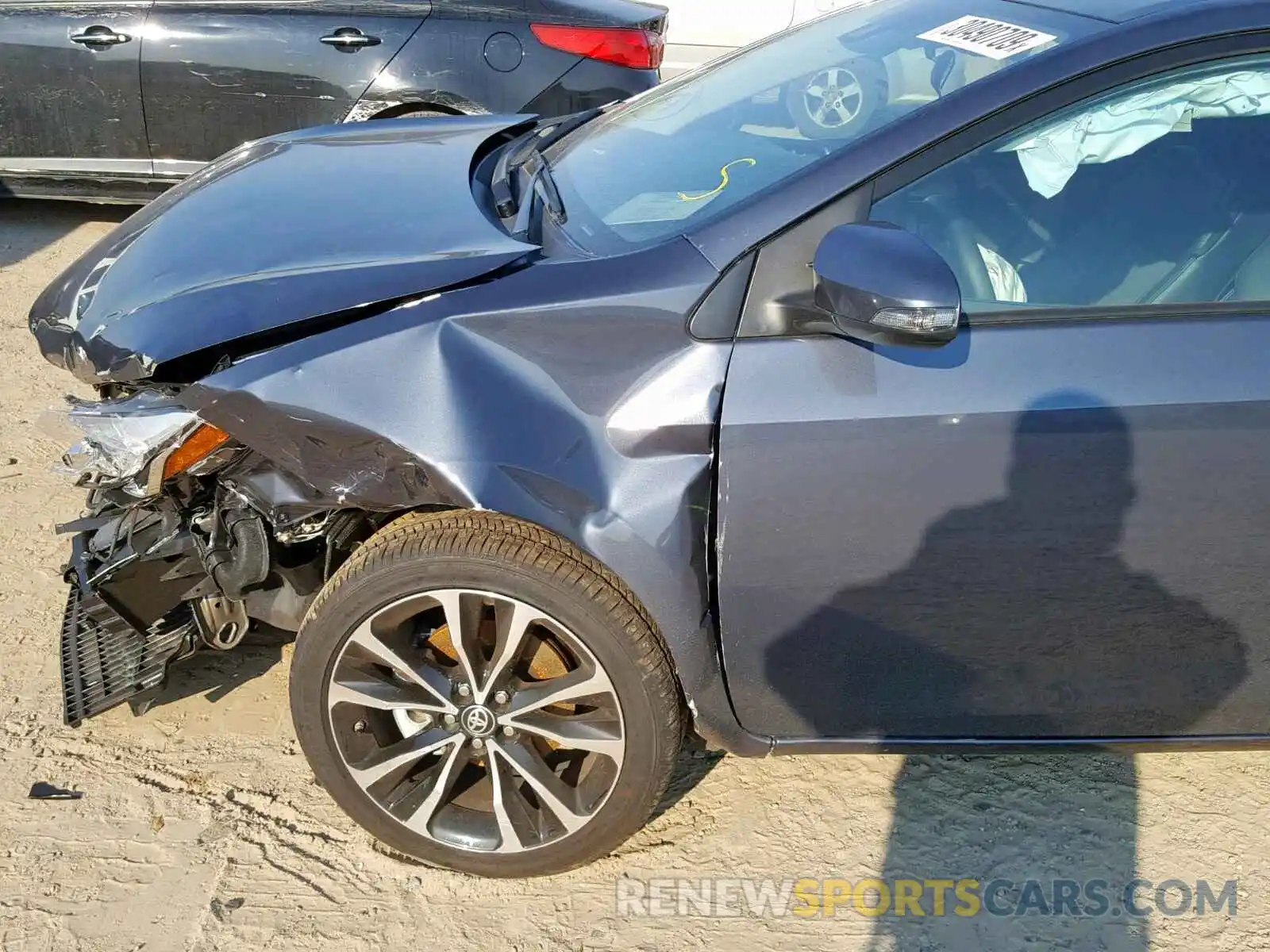 9 Photograph of a damaged car 5YFBURHE9KP900292 TOYOTA COROLLA 2019