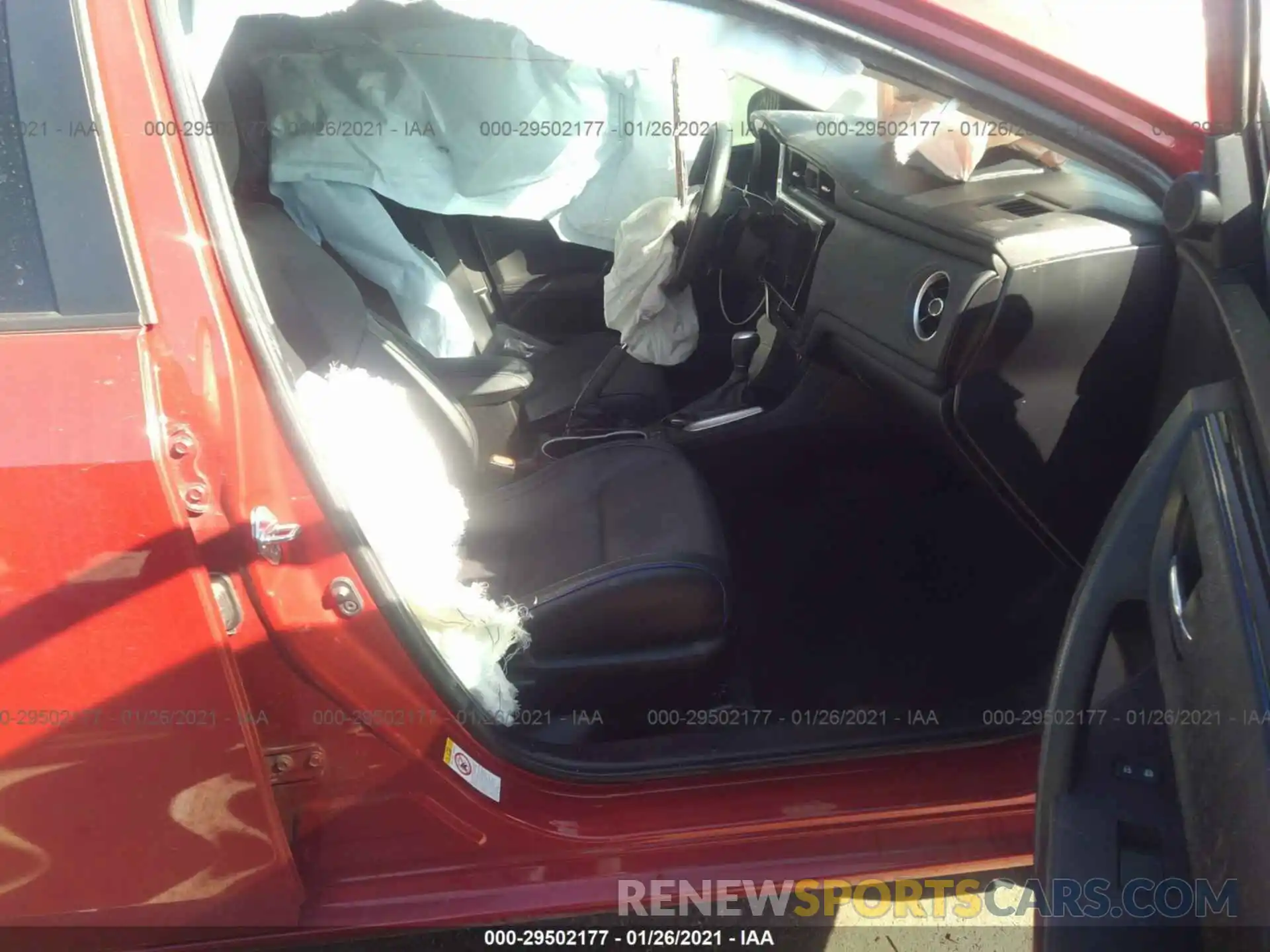 5 Photograph of a damaged car 5YFBURHE9KP900633 TOYOTA COROLLA 2019