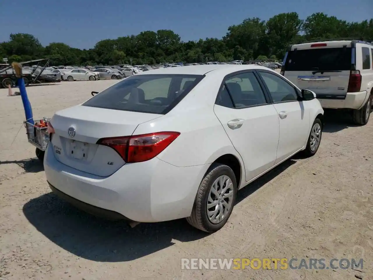 4 Photograph of a damaged car 5YFBURHE9KP900728 TOYOTA COROLLA 2019