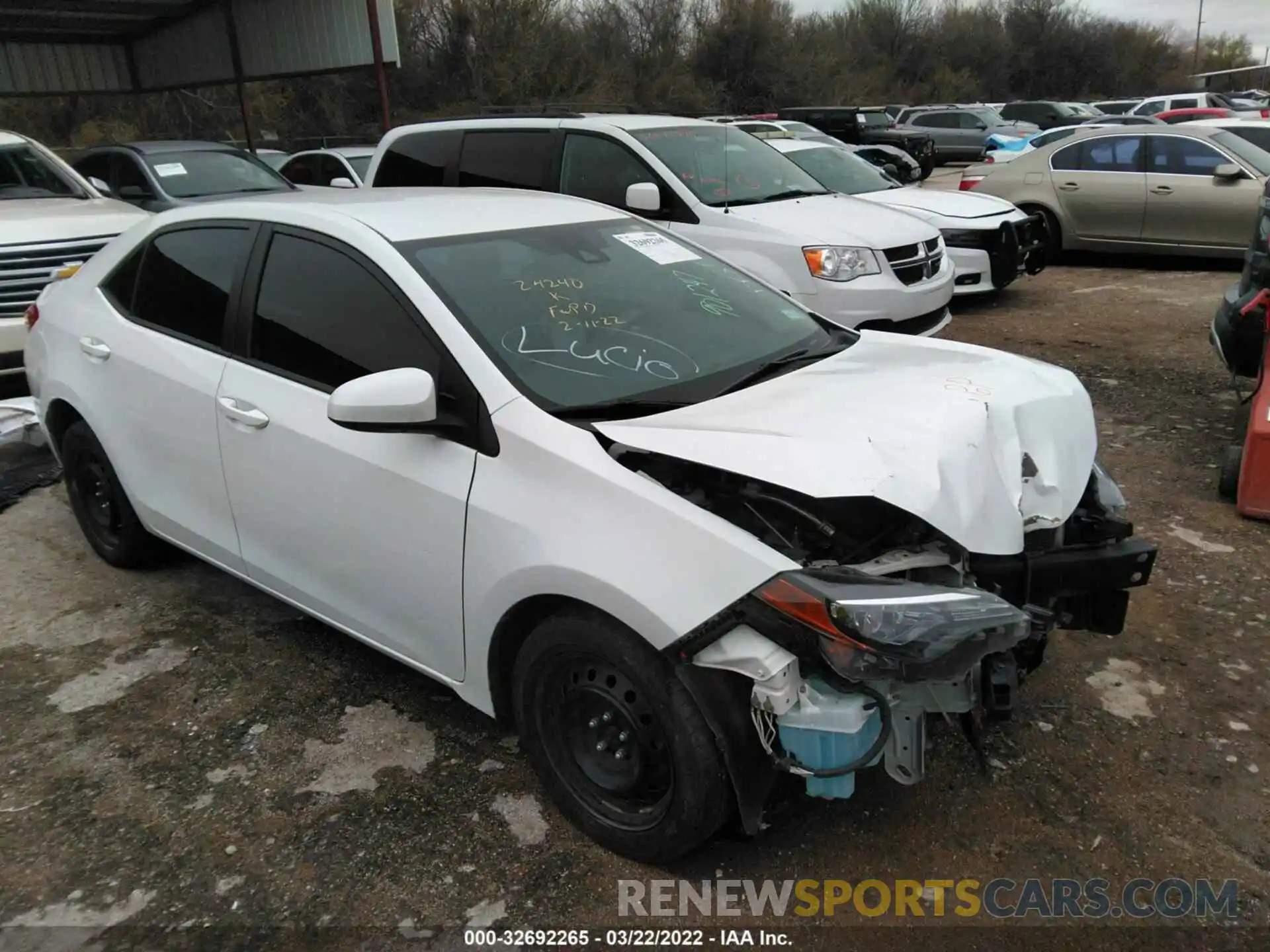 1 Photograph of a damaged car 5YFBURHE9KP901247 TOYOTA COROLLA 2019